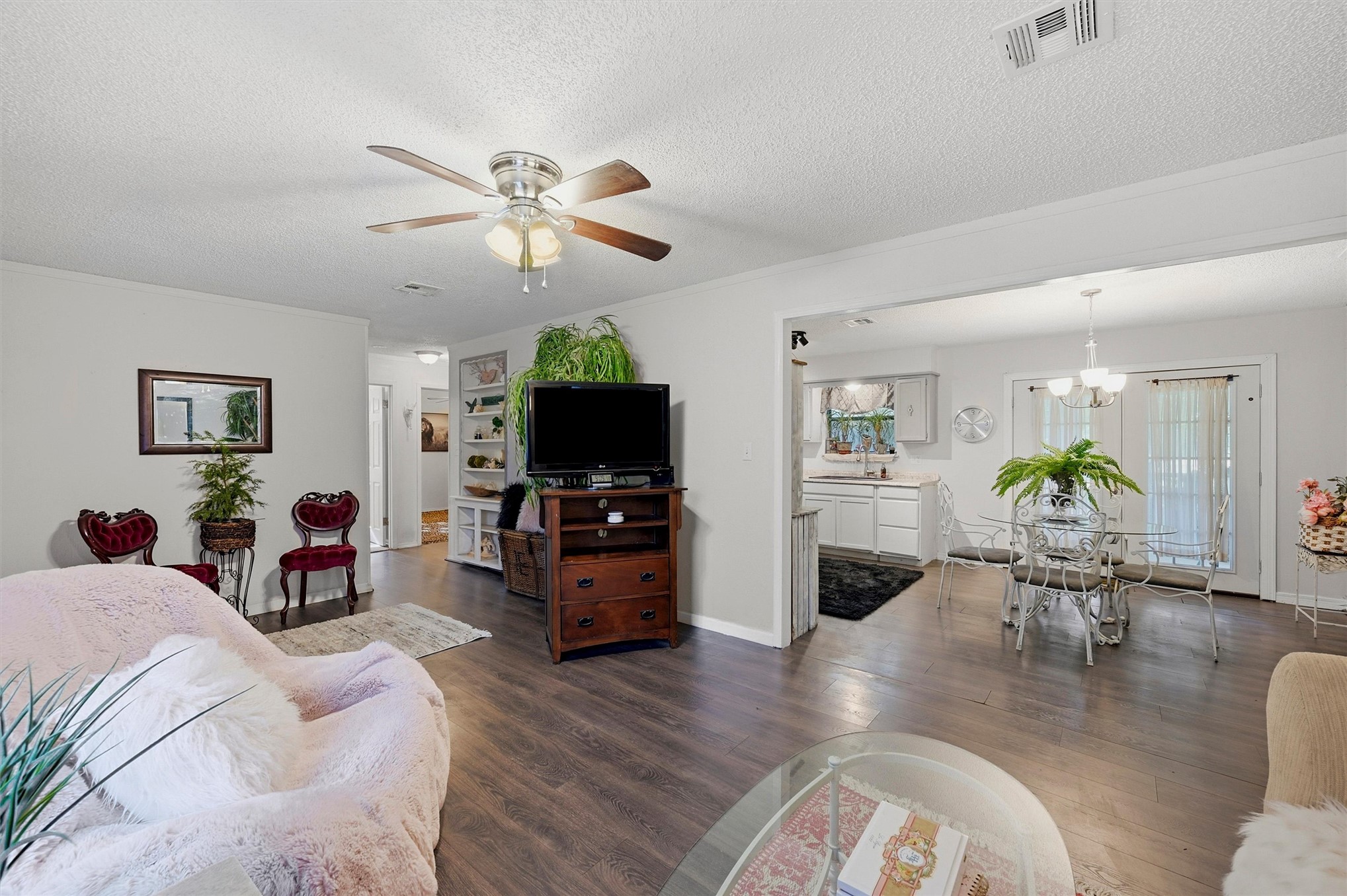 2615 Rodeo Property Photo 7