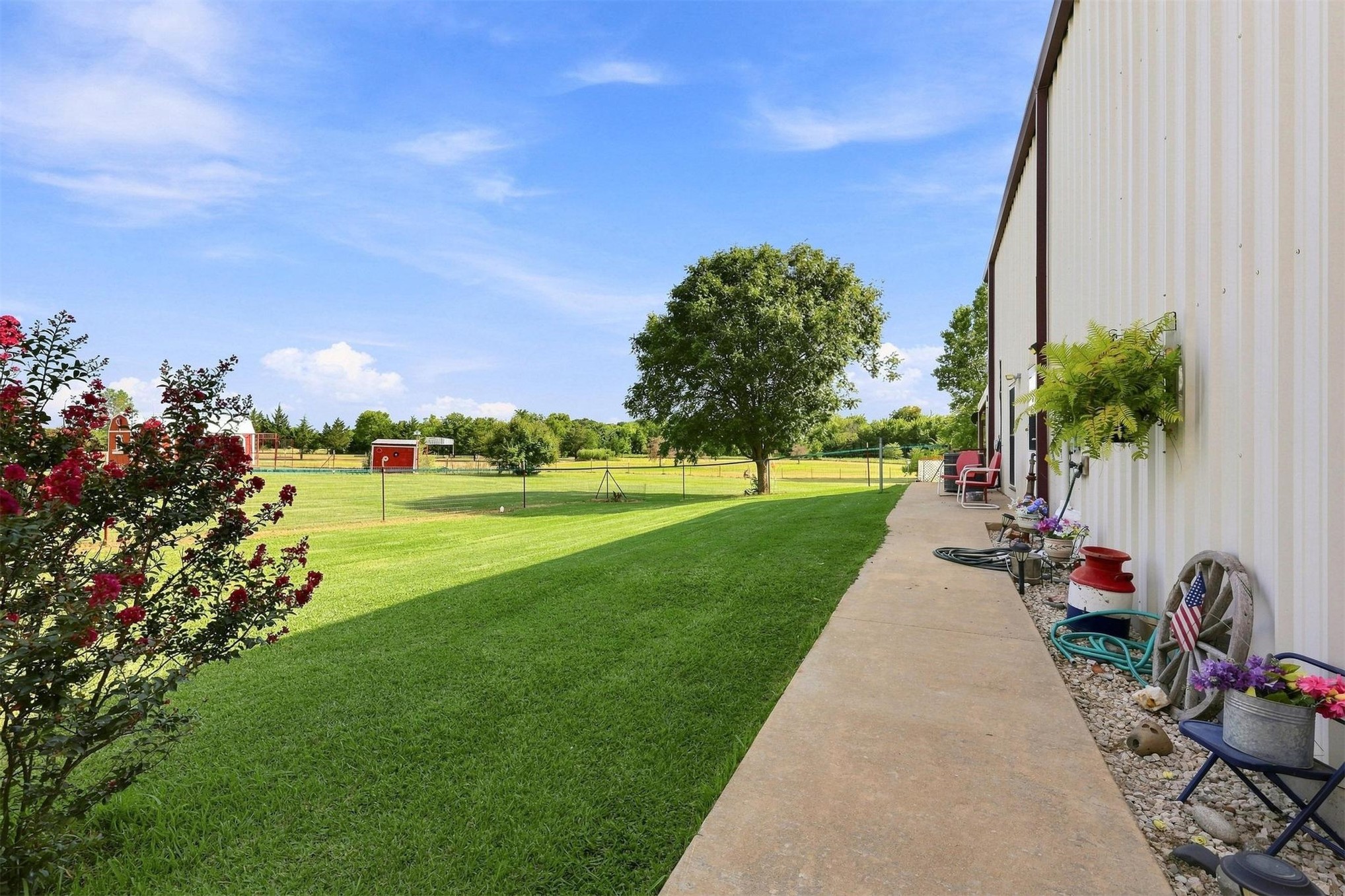 10003 Highway 70a Highway Property Photo 6