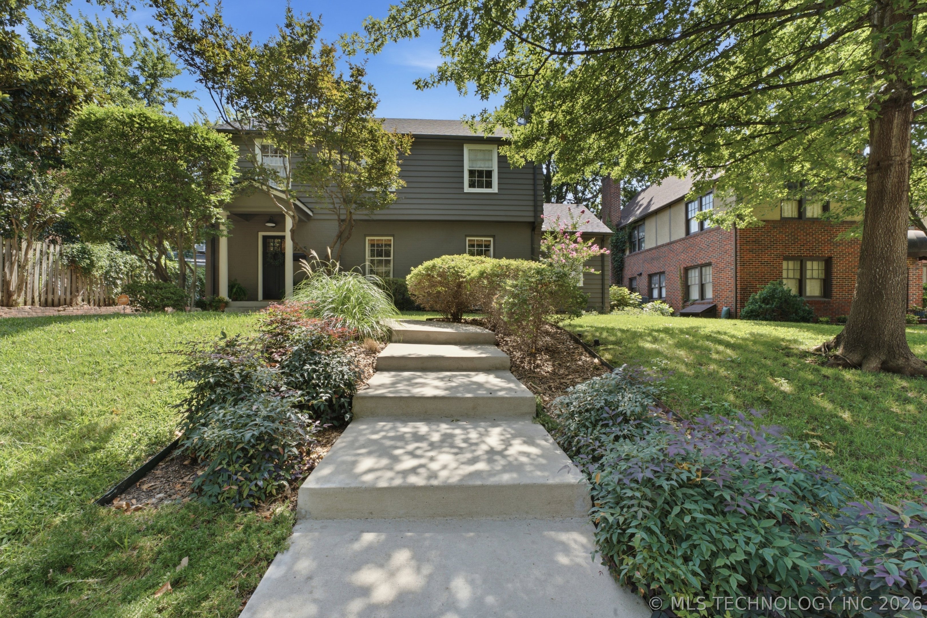 2235 S Saint Louis Avenue Property Photo 6
