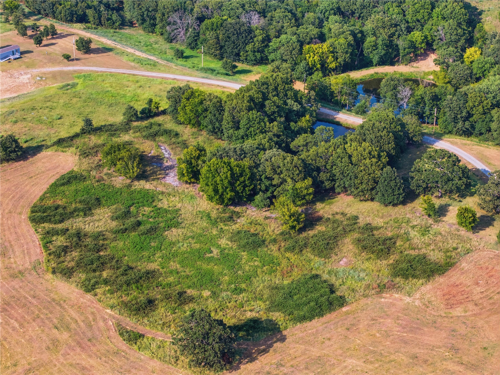20 320 Road Property Photo 9