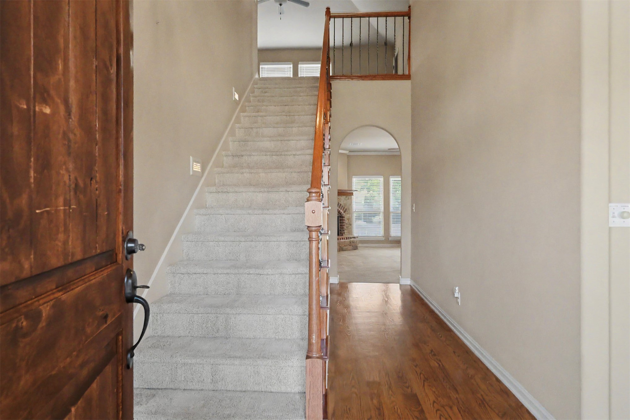 810 S Tallchief Avenue Property Photo 2