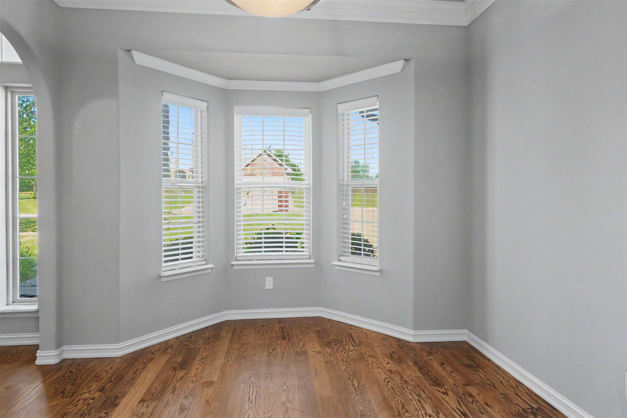 810 S Tallchief Avenue Property Photo 15