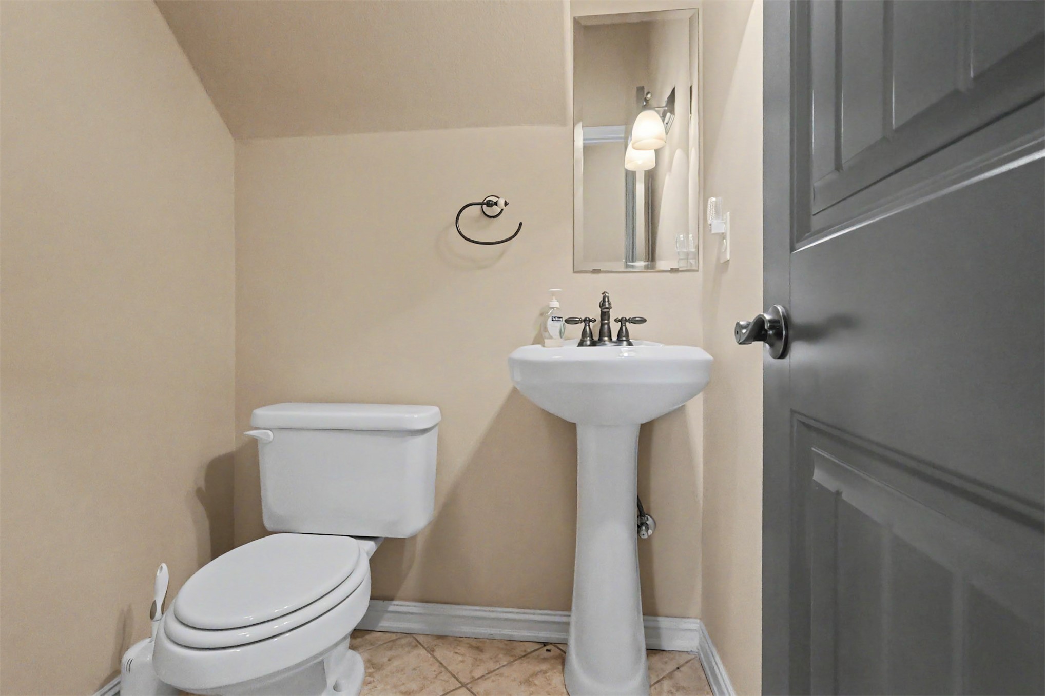 810 S Tallchief Avenue Property Photo 20