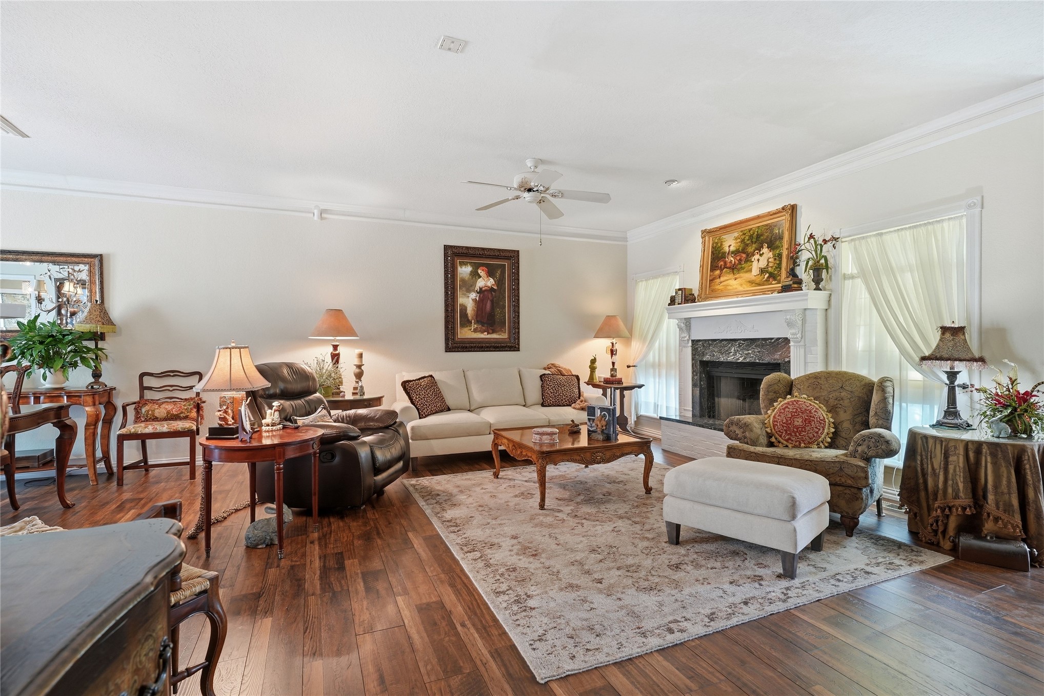 7703 S Granite Avenue Property Photo 15