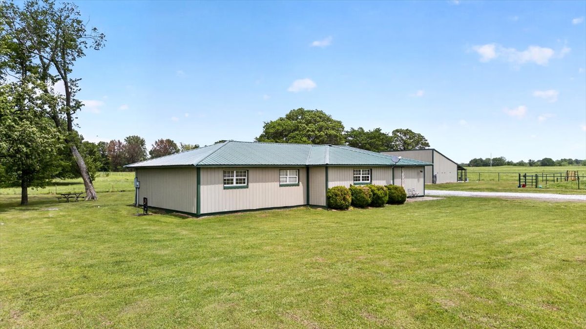 30253 W State Hwy 31 Property Photo 37