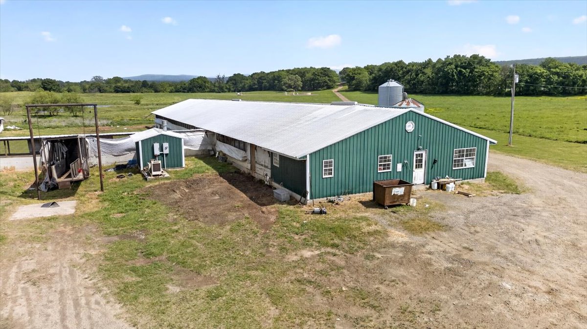 30253 W State Hwy 31 Property Photo 58
