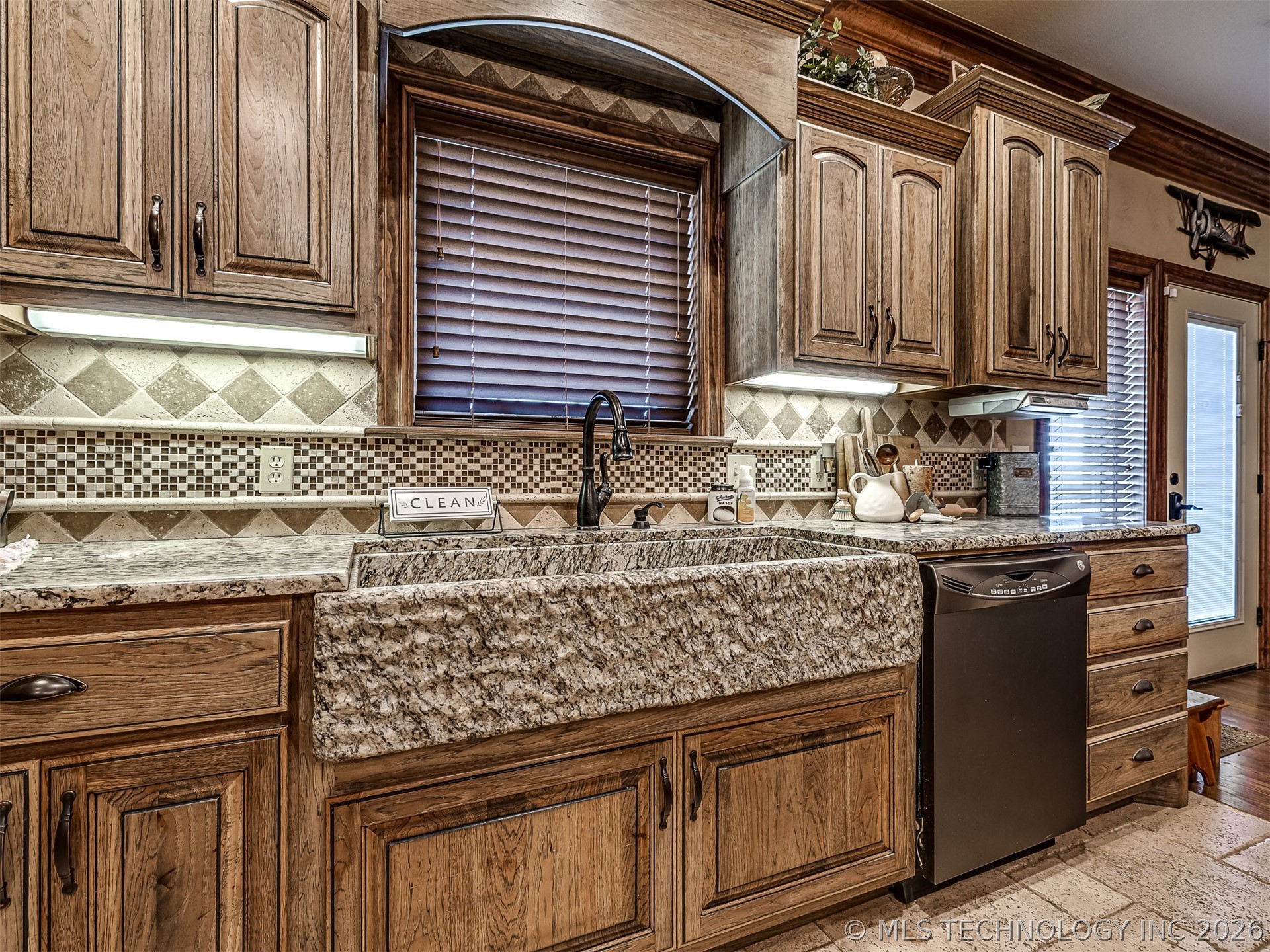 40800 N 3988 Road Property Photo 17