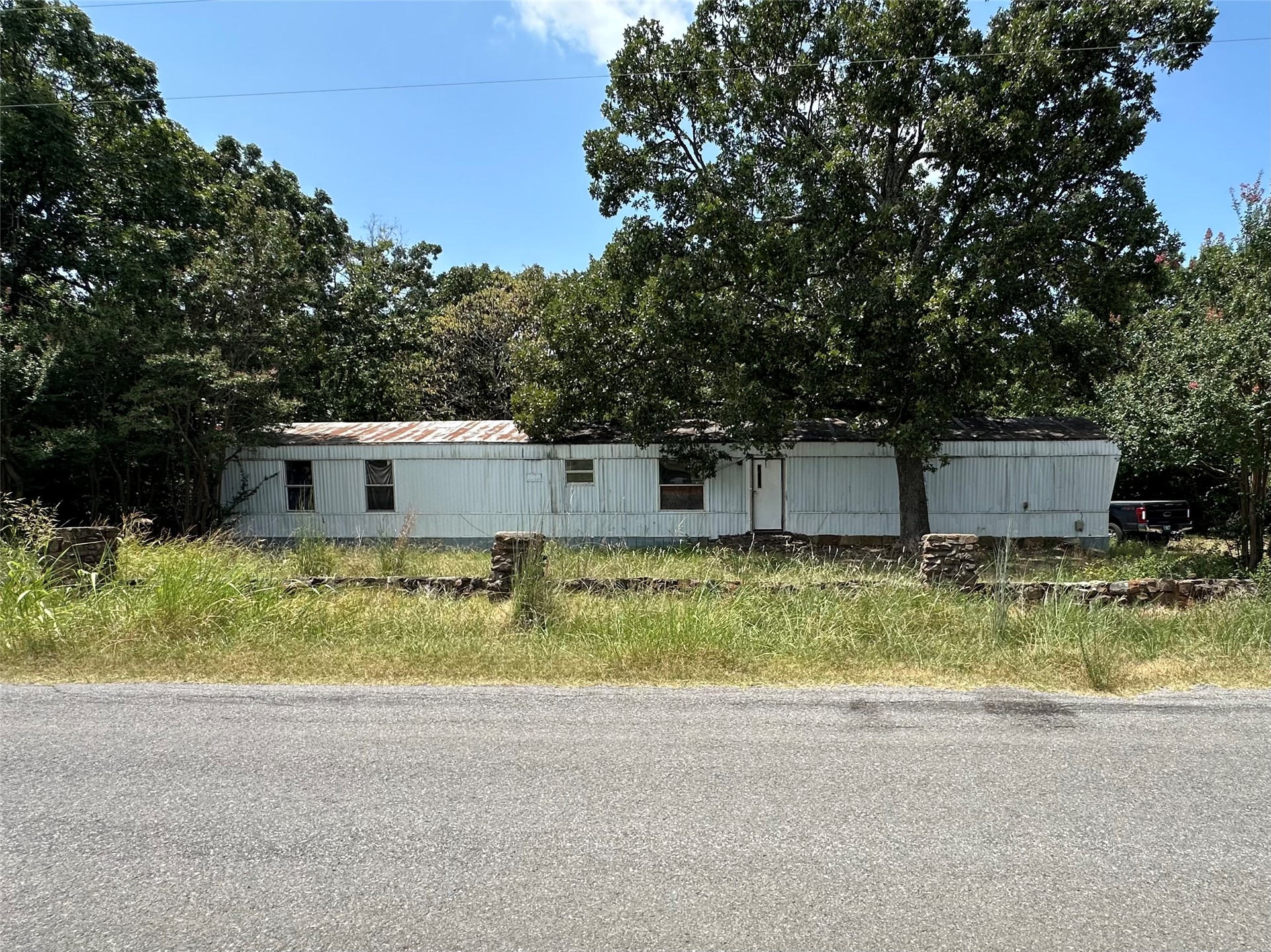2003 Bristow Point Road Property Photo 1