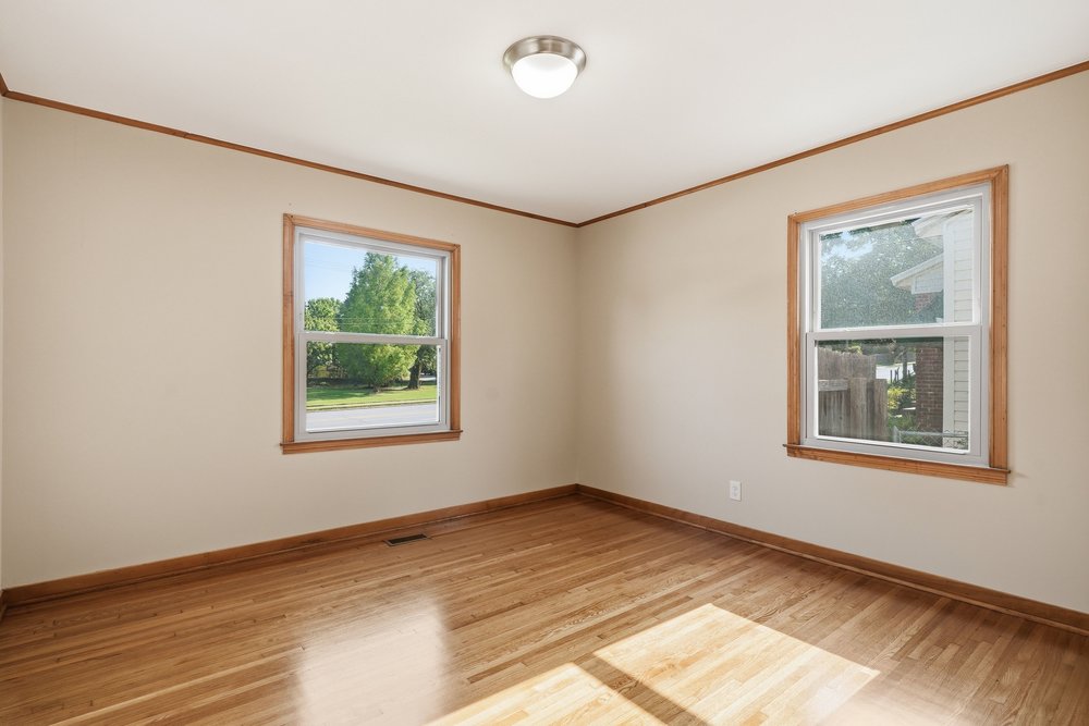 1614 E 41st Street Property Photo 13