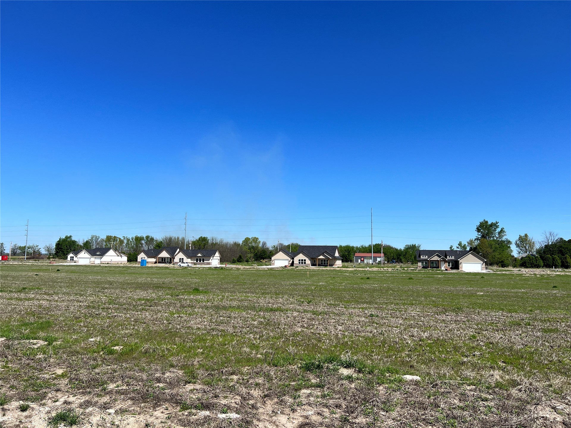 240 W 482 Road Property Photo 1