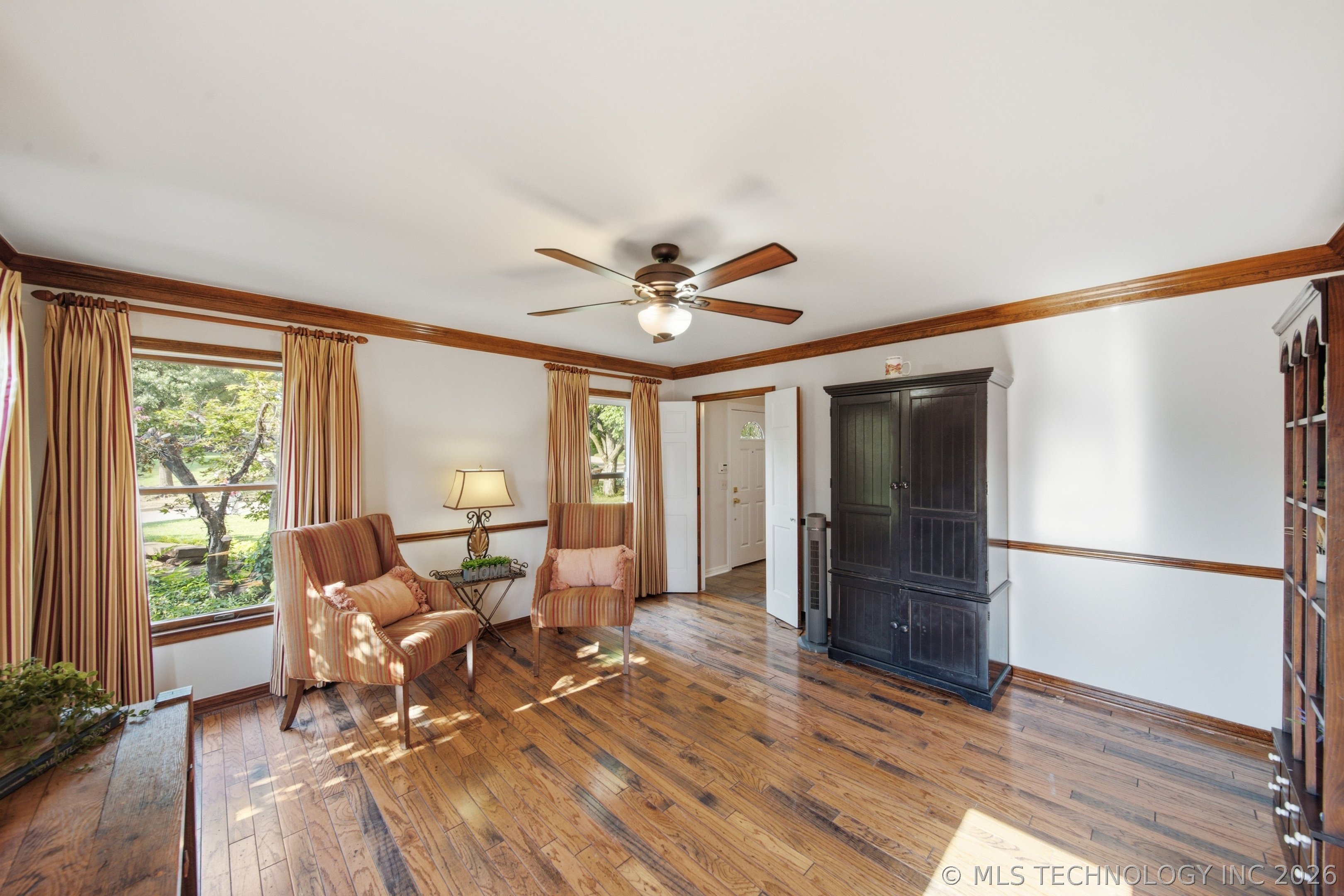 118 E 25th Street Property Photo 25