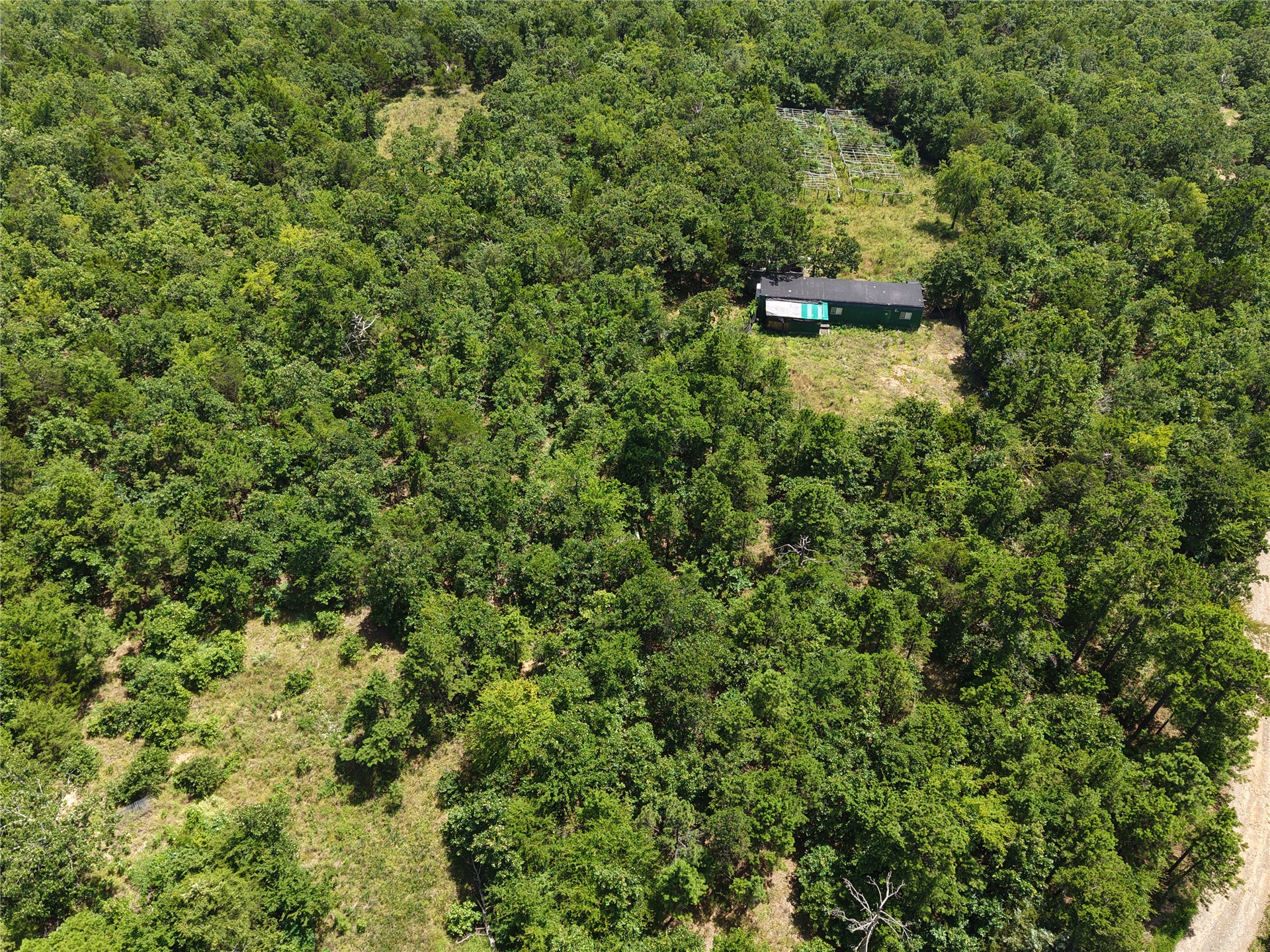 39981 Lloyd Lane Property Photo 4