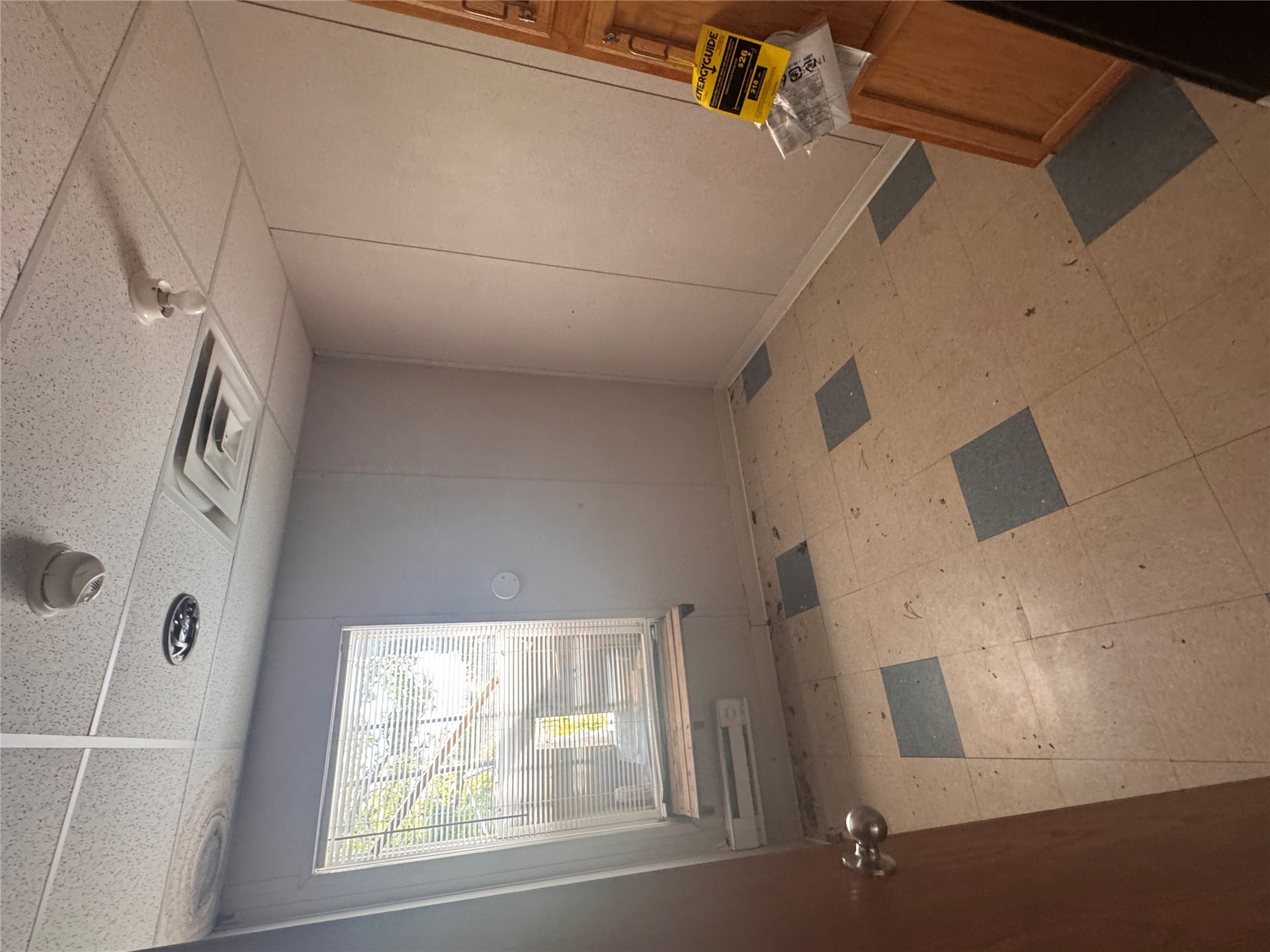 39981 Lloyd Lane Property Photo 7