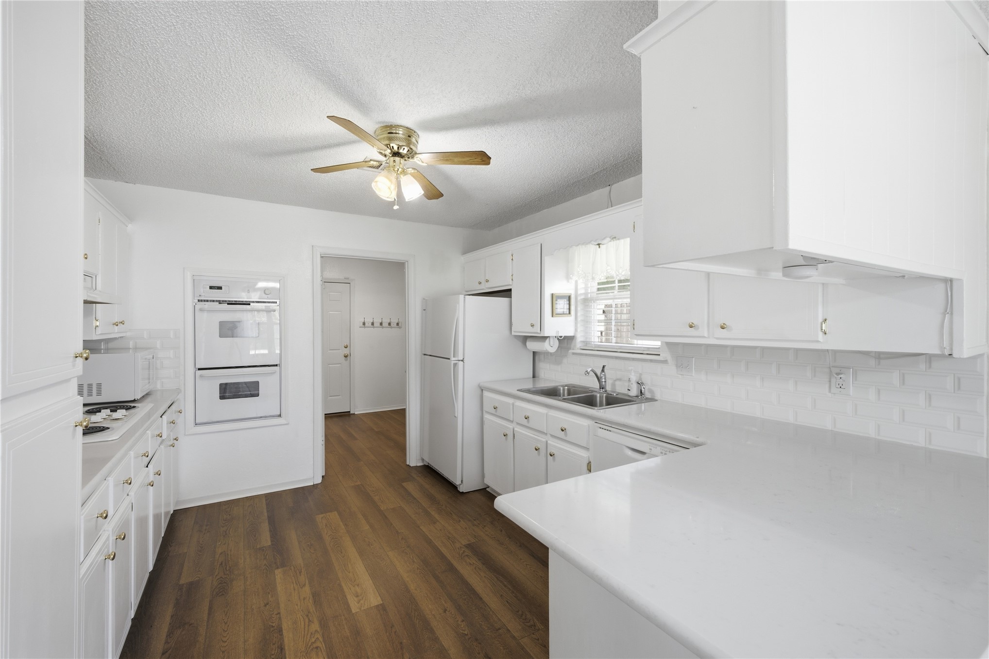 433 Keats Street Property Photo 4