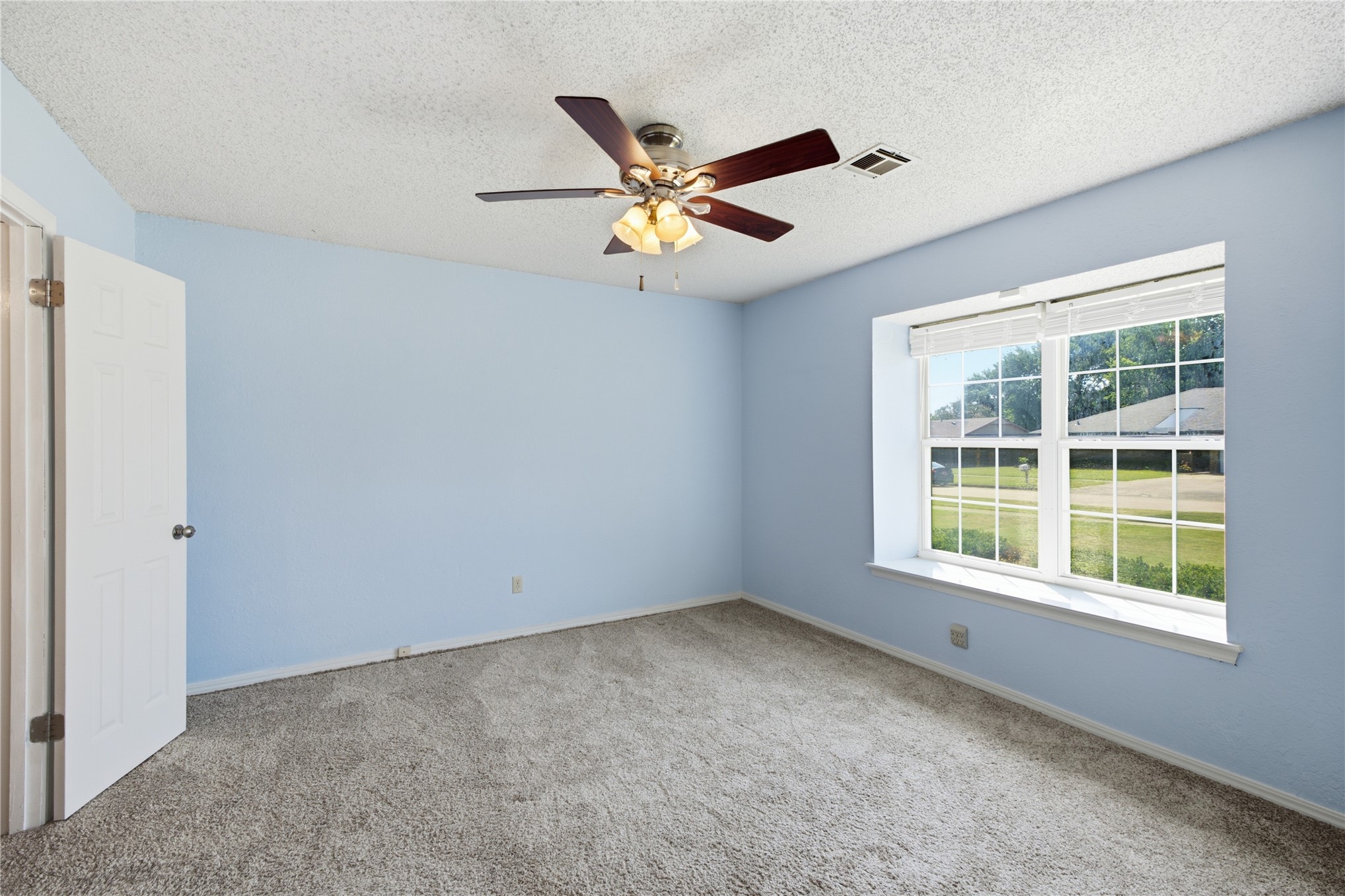433 Keats Street Property Photo 9