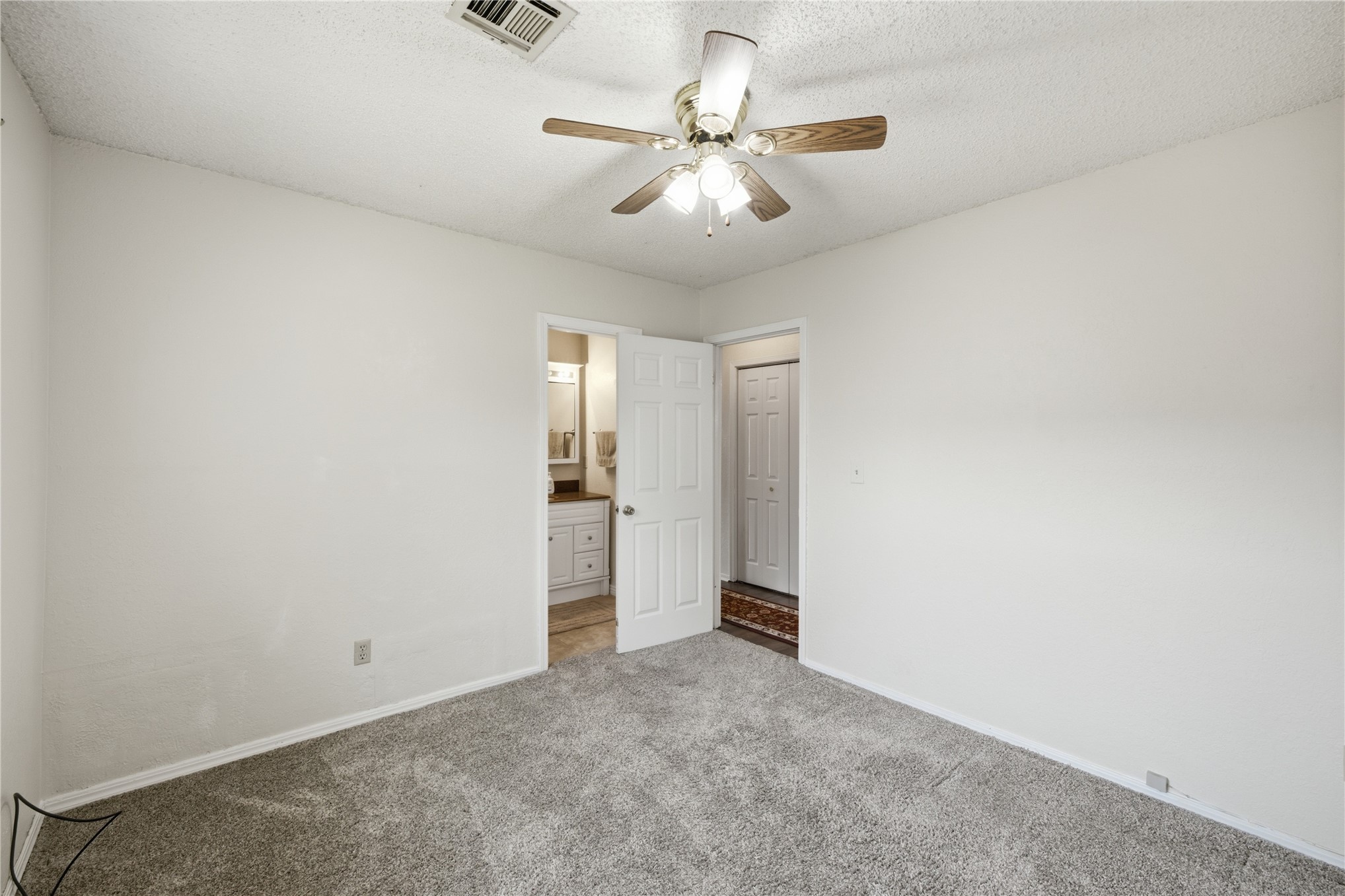 433 Keats Street Property Photo 14