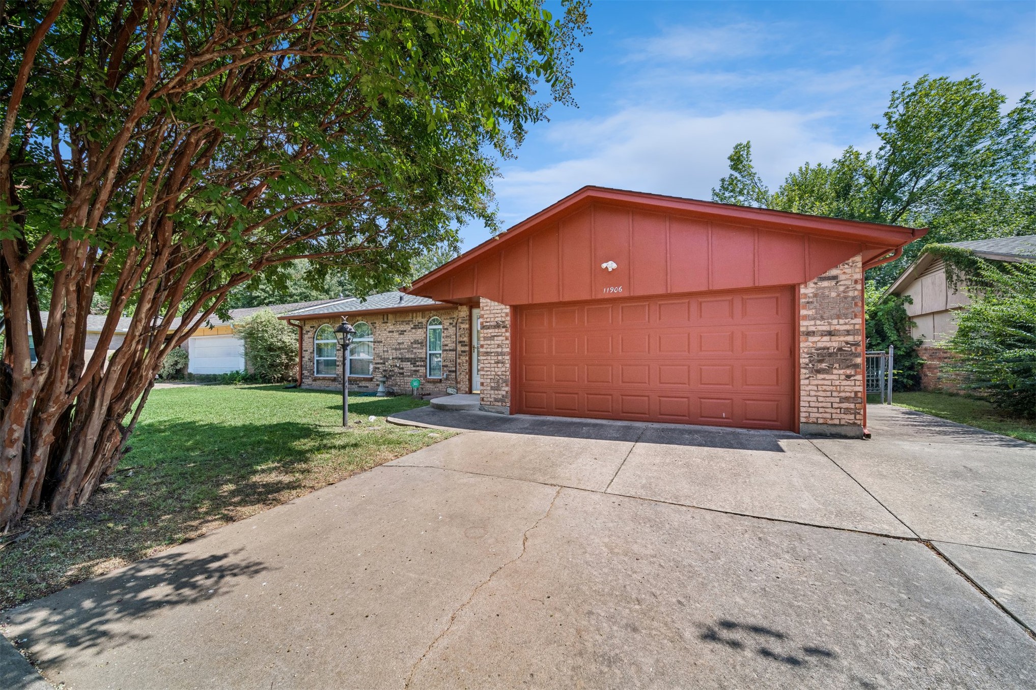 11906 E 37th Place Property Photo 2