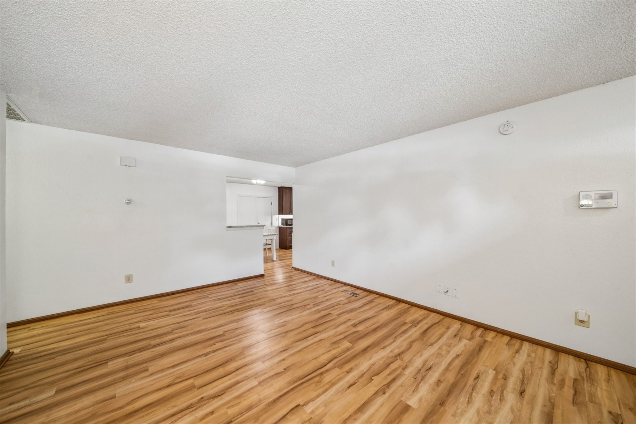 11906 E 37th Place Property Photo 6
