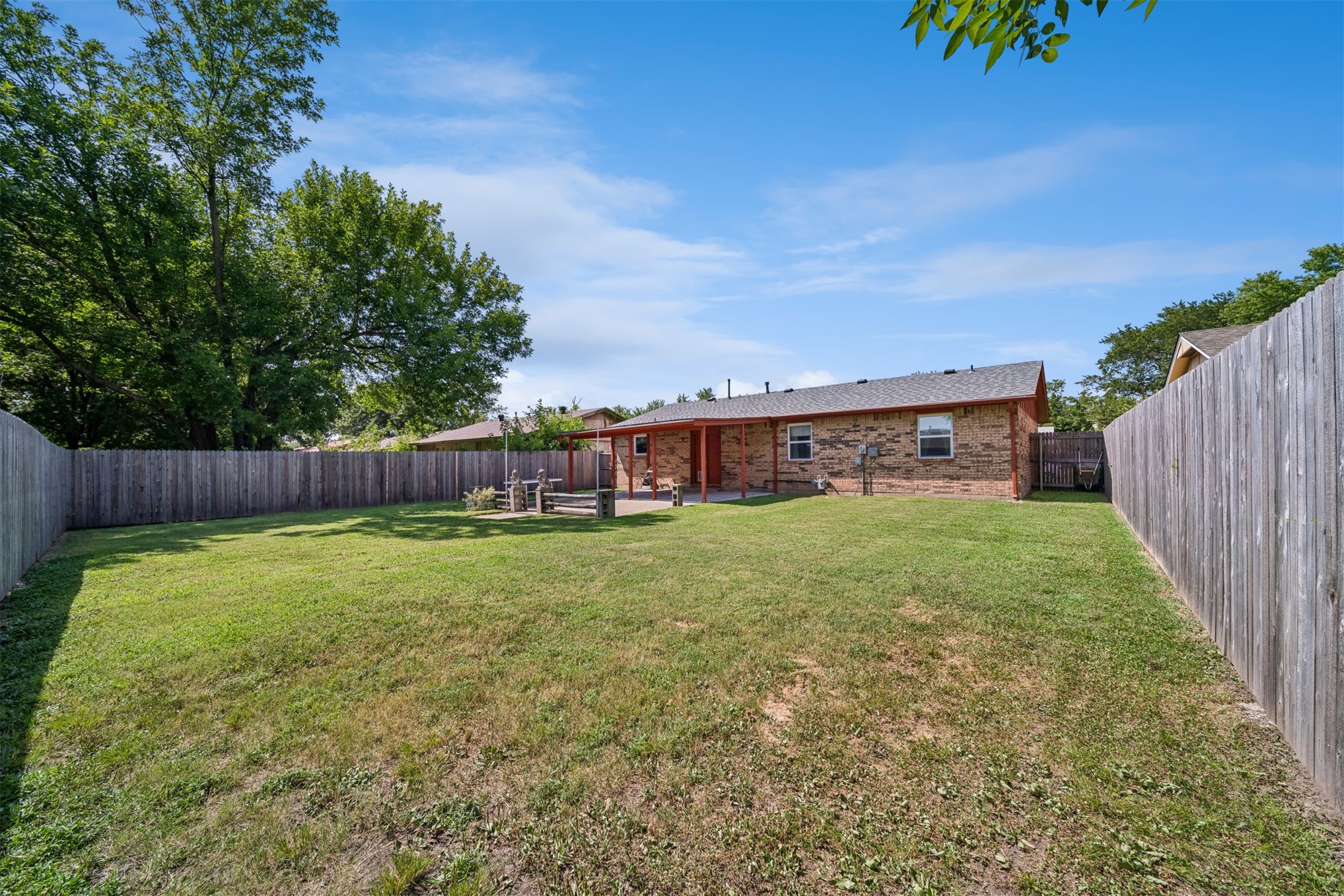 11906 E 37th Place Property Photo 26