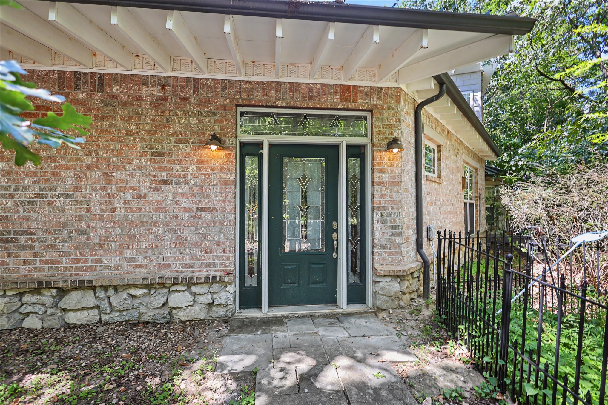 1279 E Ridge Drive Property Photo 8