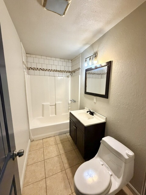 4308 E 4th Pl Place Property Photo 10