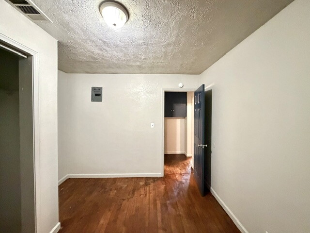4308 E 4th Pl Place Property Photo 12