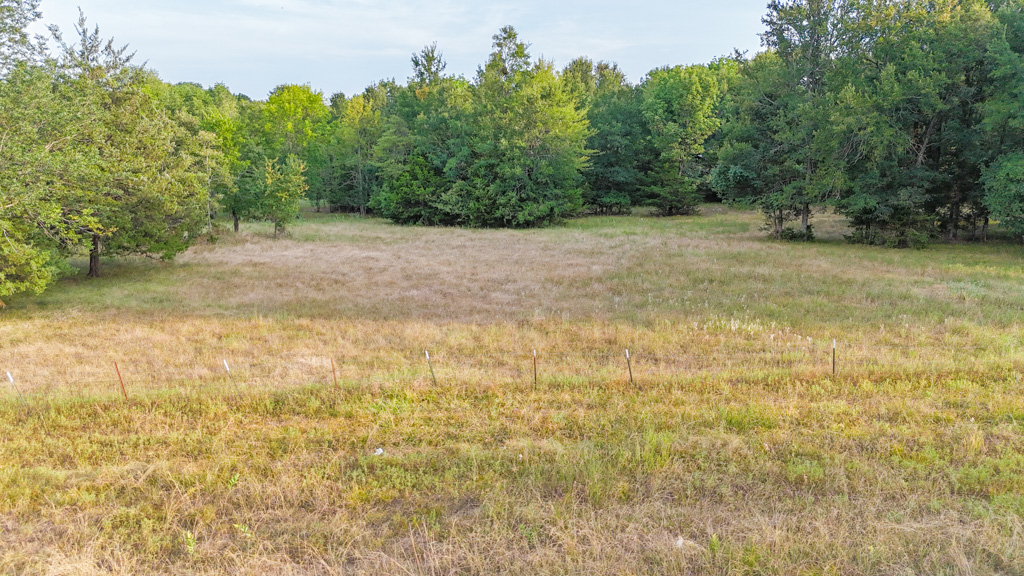 000 Deer Run Road N Property Photo 4