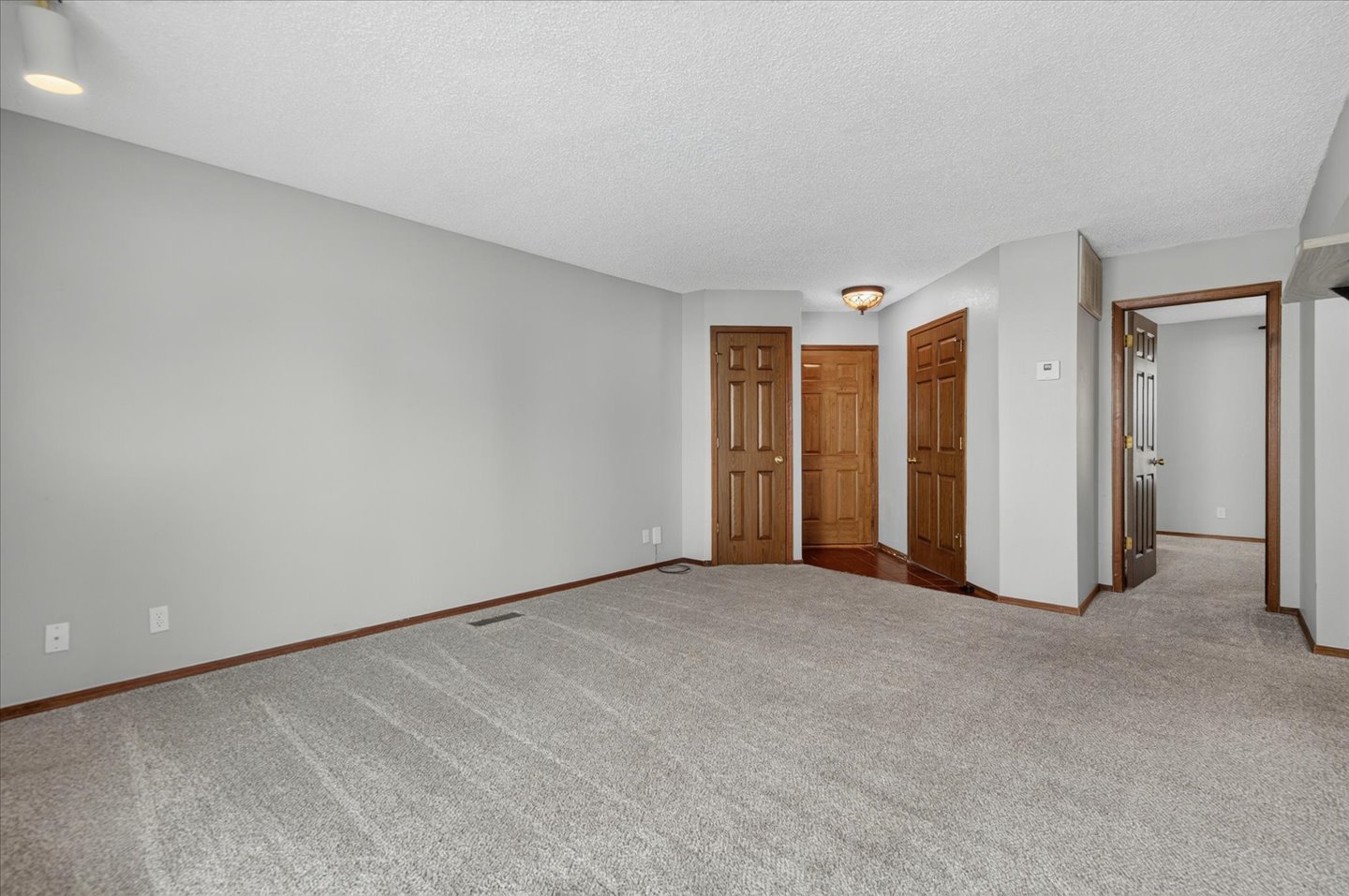 5265 Nowata Road M-104 Property Photo 7