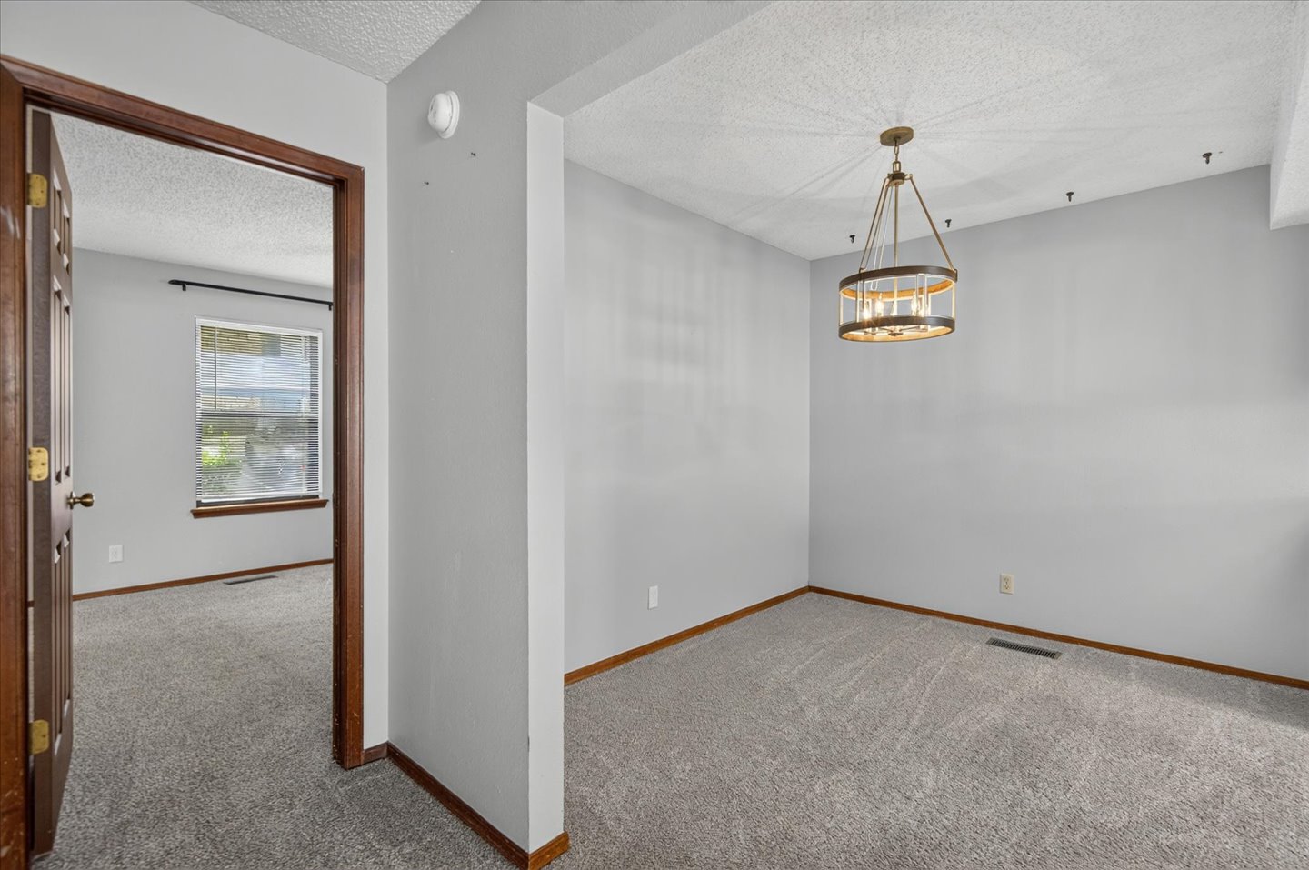 5265 Nowata Road M-104 Property Photo 8