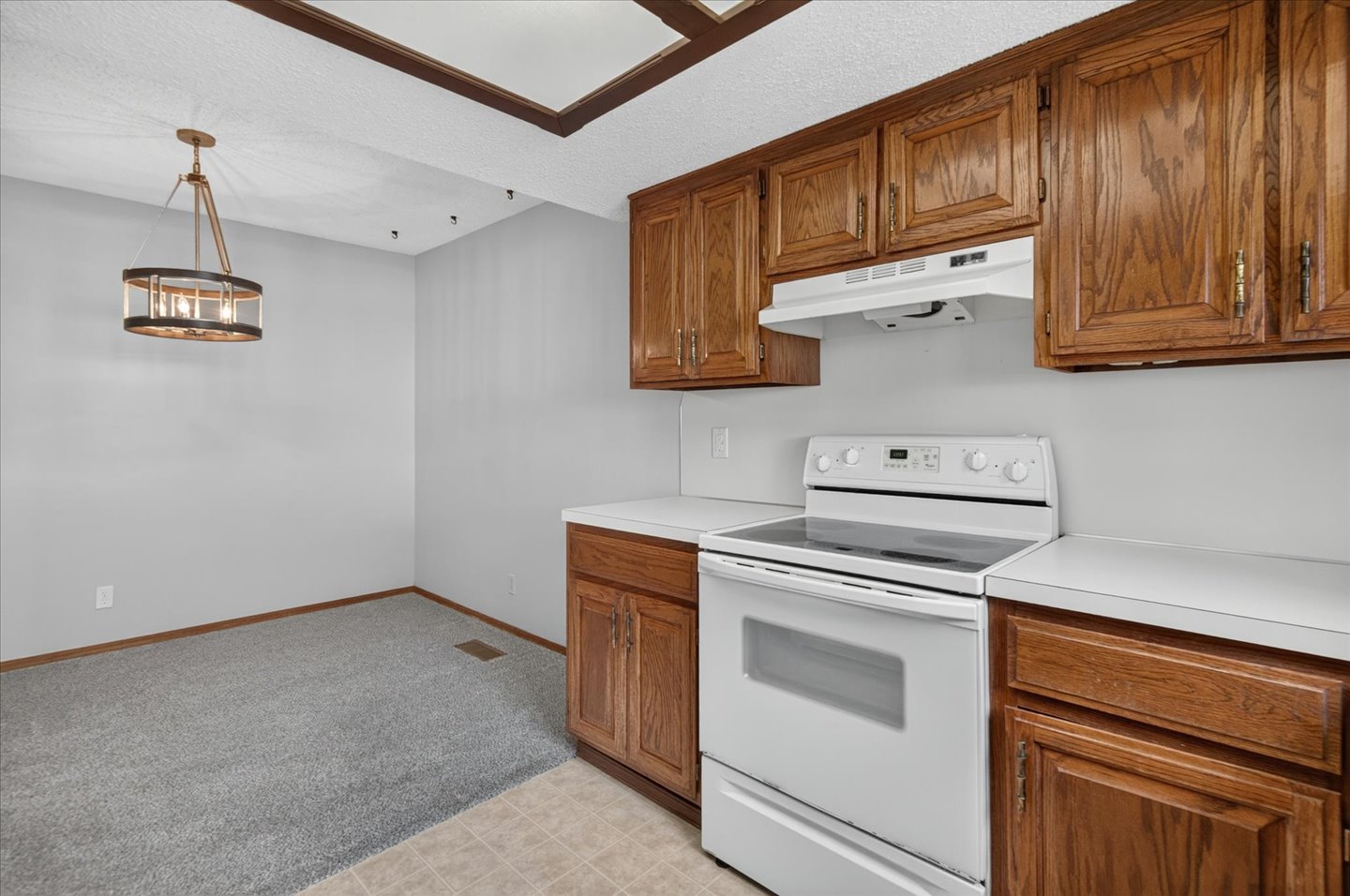 5265 Nowata Road M-104 Property Photo 12