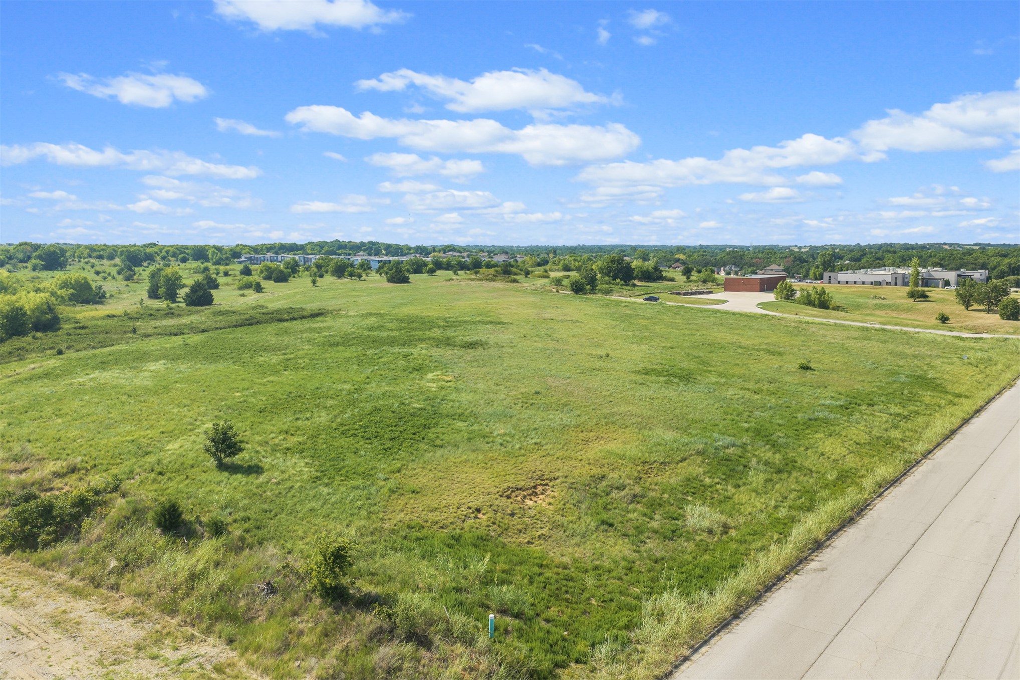 320 Travertine Drive Property Photo 11