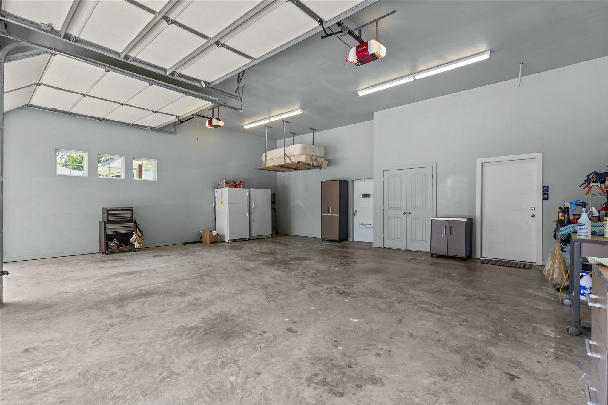 905 N E Street Property Photo 45