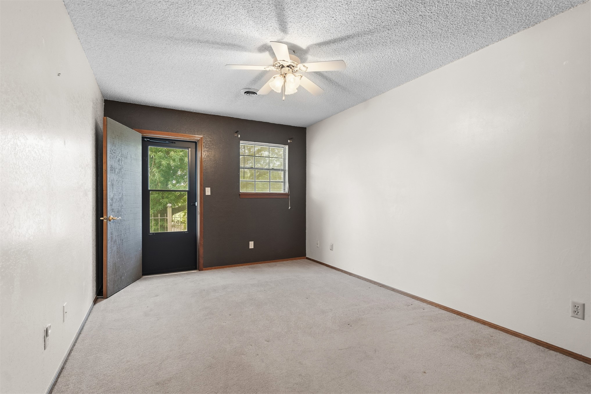 312 Beaumont Drive Property Photo 22