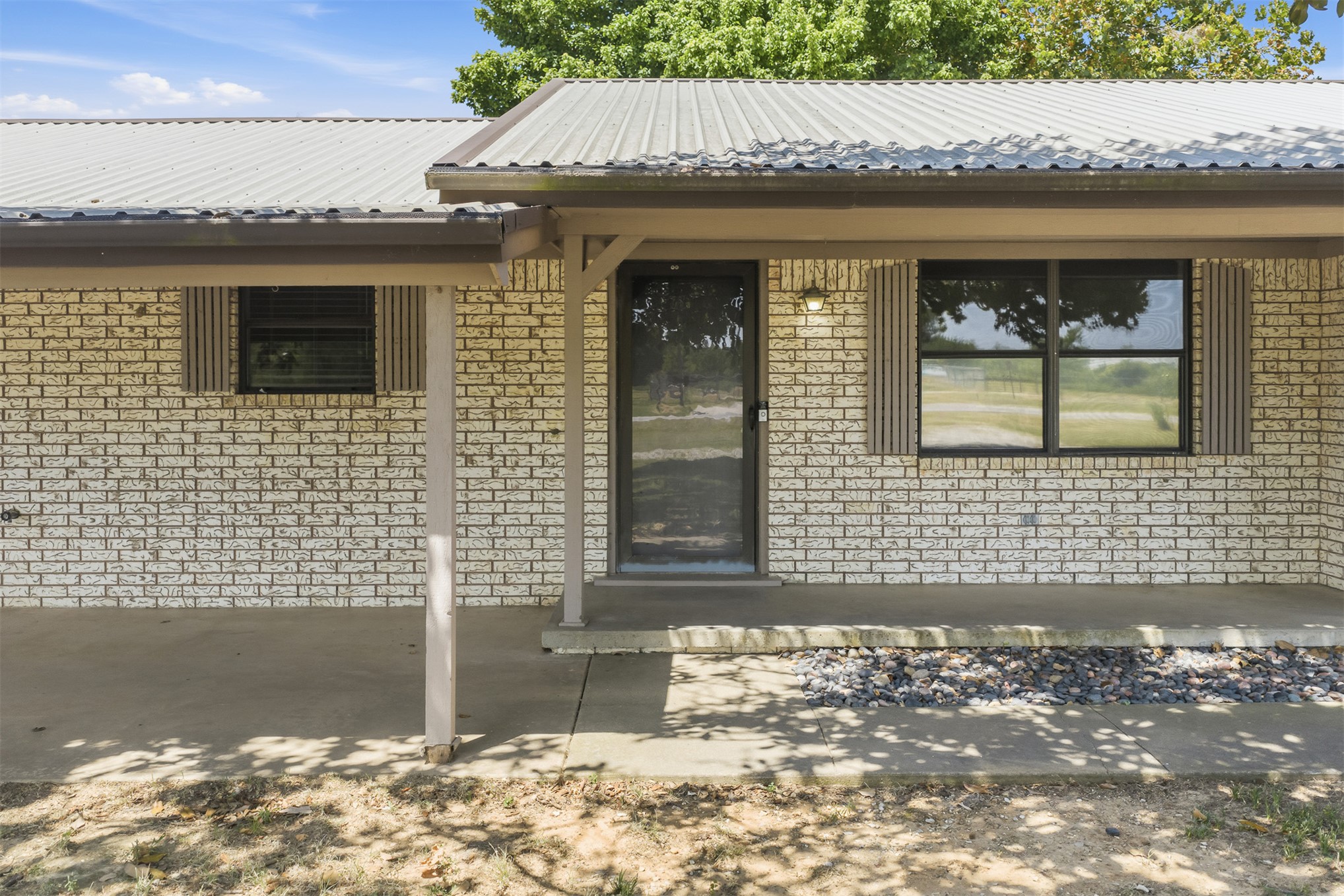 10272 Us Highway 77 Property Photo 2