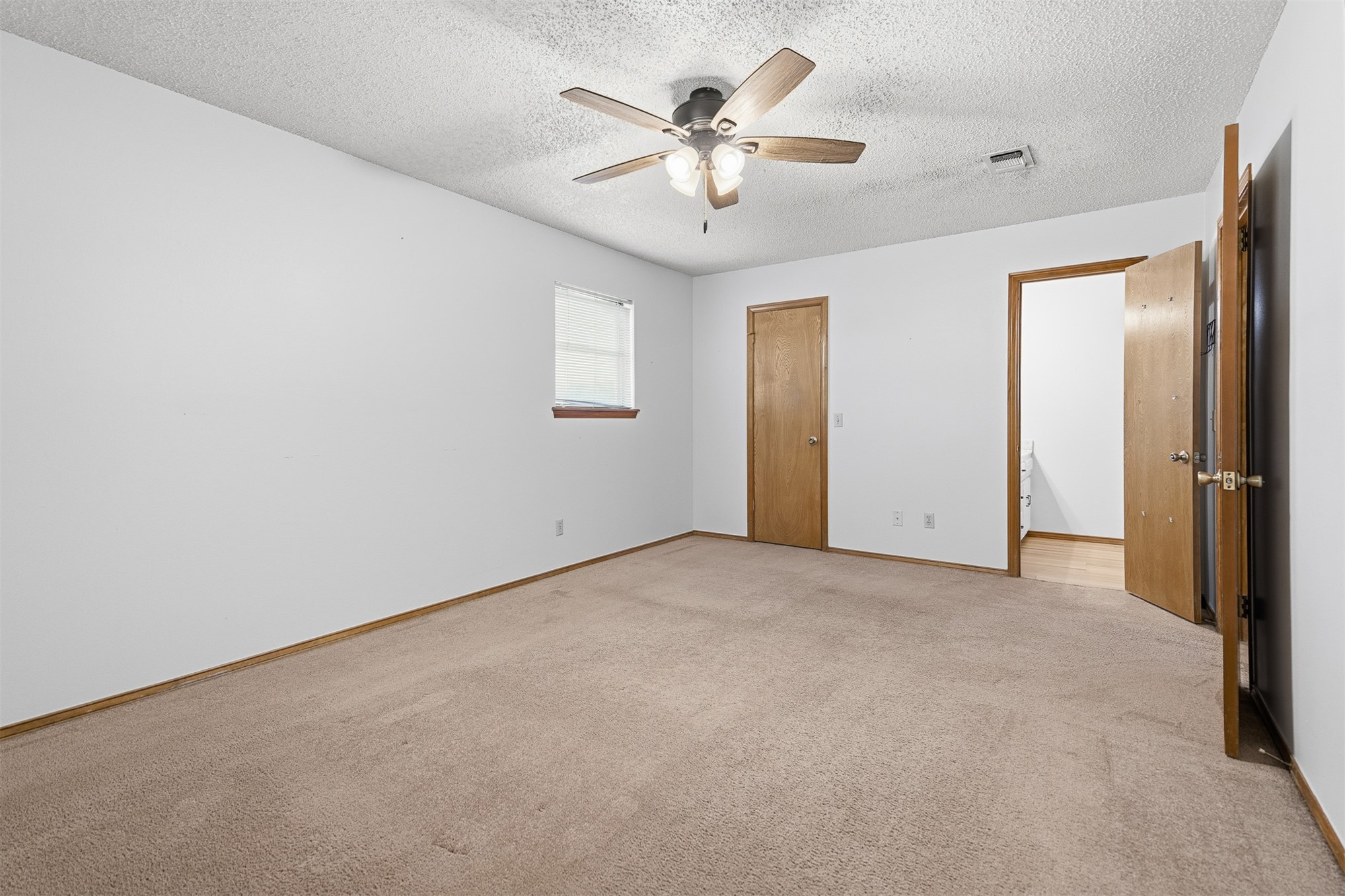 10272 Us Highway 77 Property Photo 13