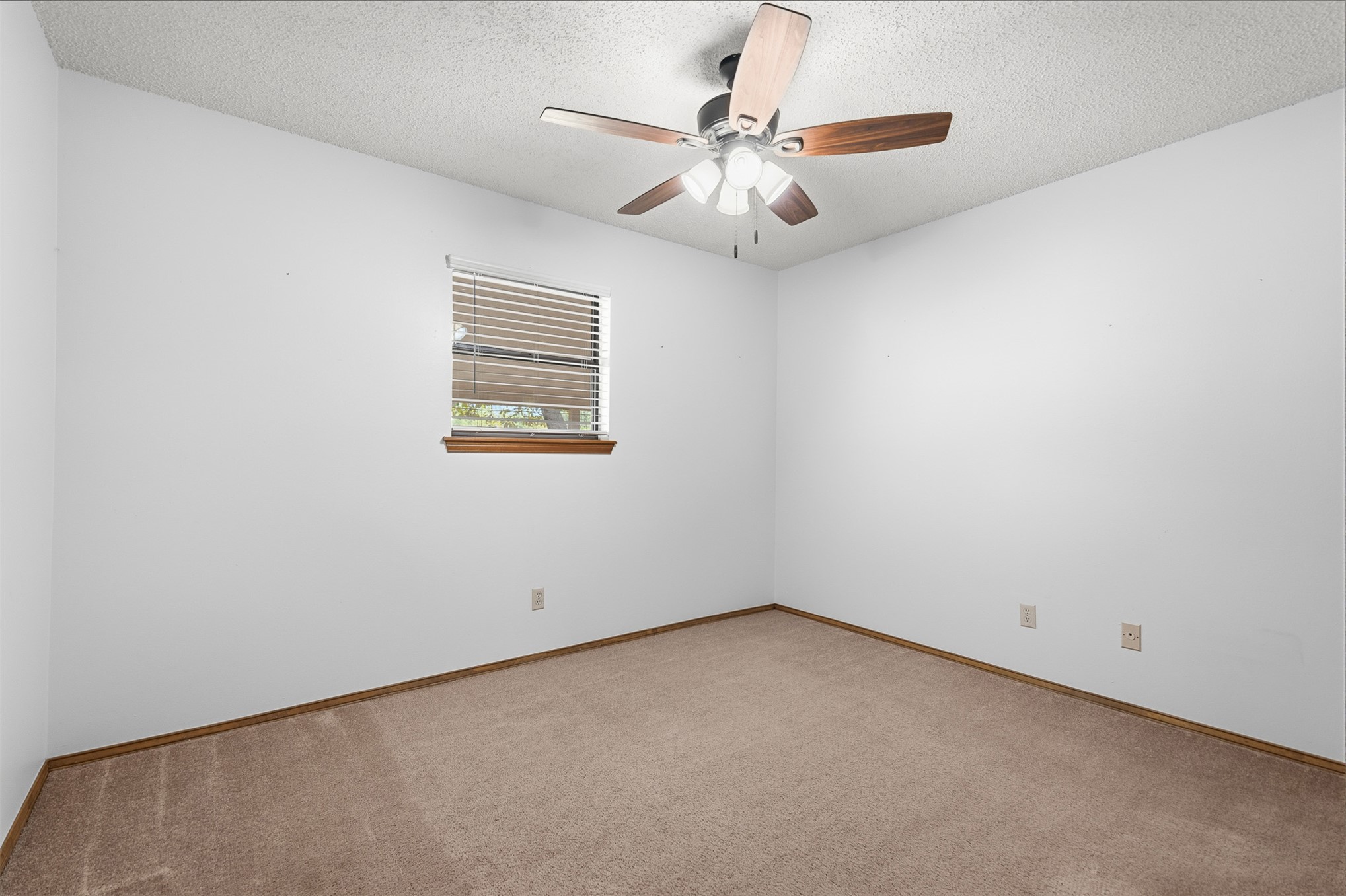 10272 Us Highway 77 Property Photo 17