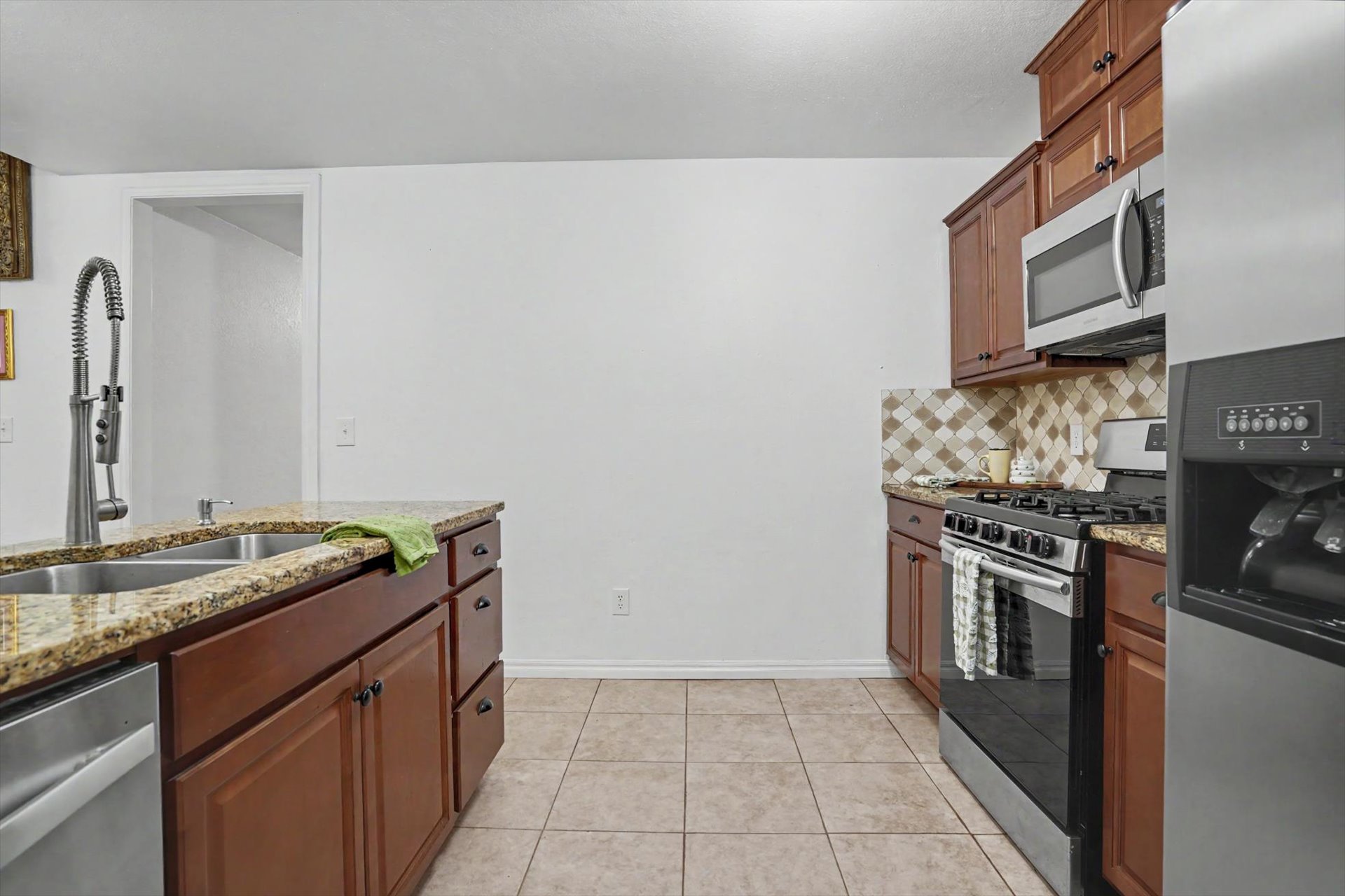 1839 W 57th Place Property Photo 18