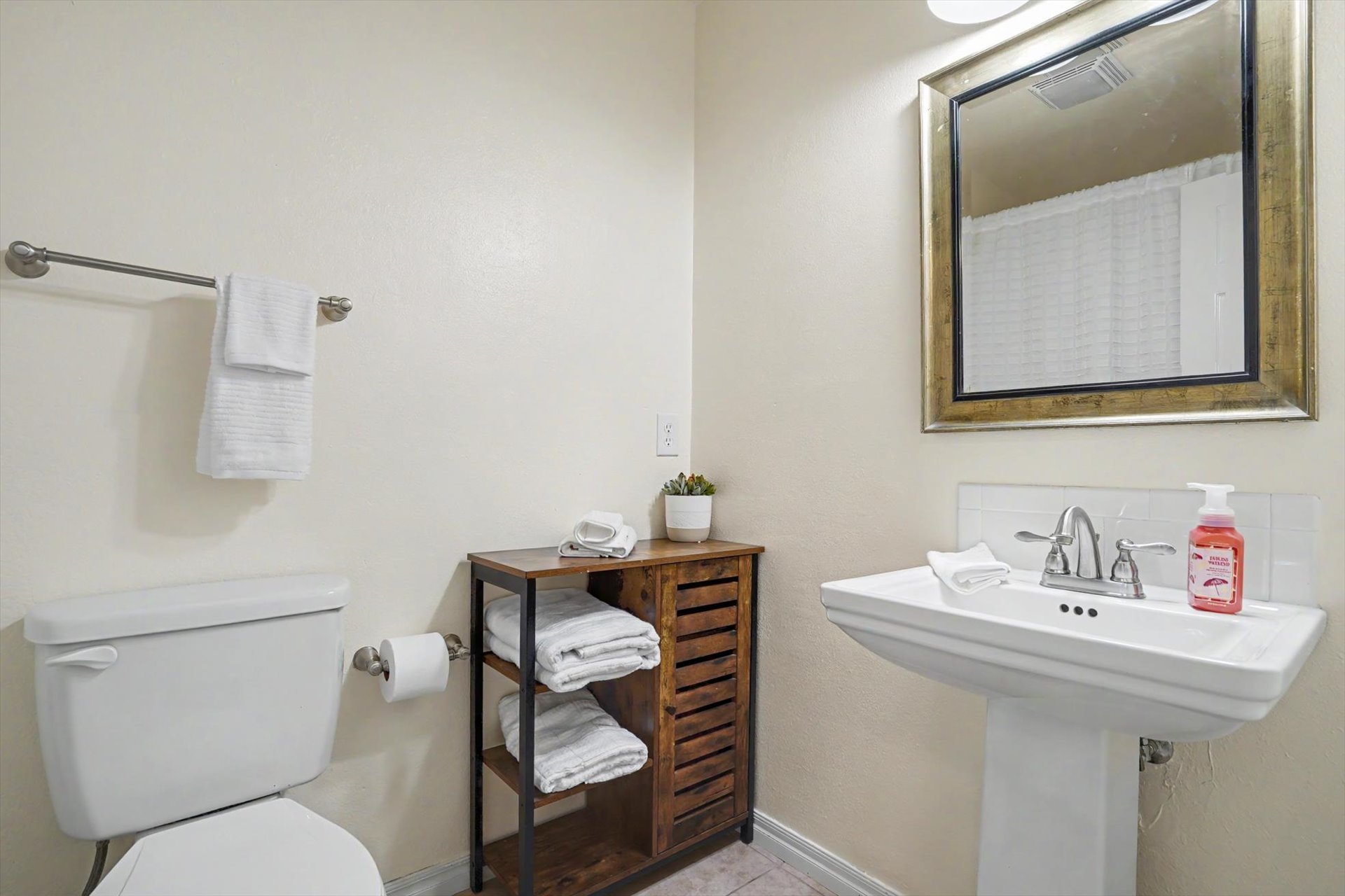 1839 W 57th Place Property Photo 31