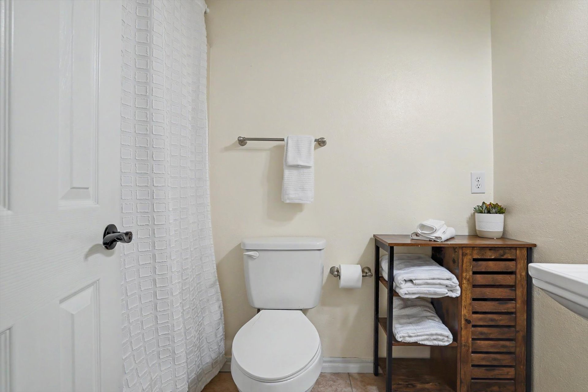1839 W 57th Place Property Photo 32