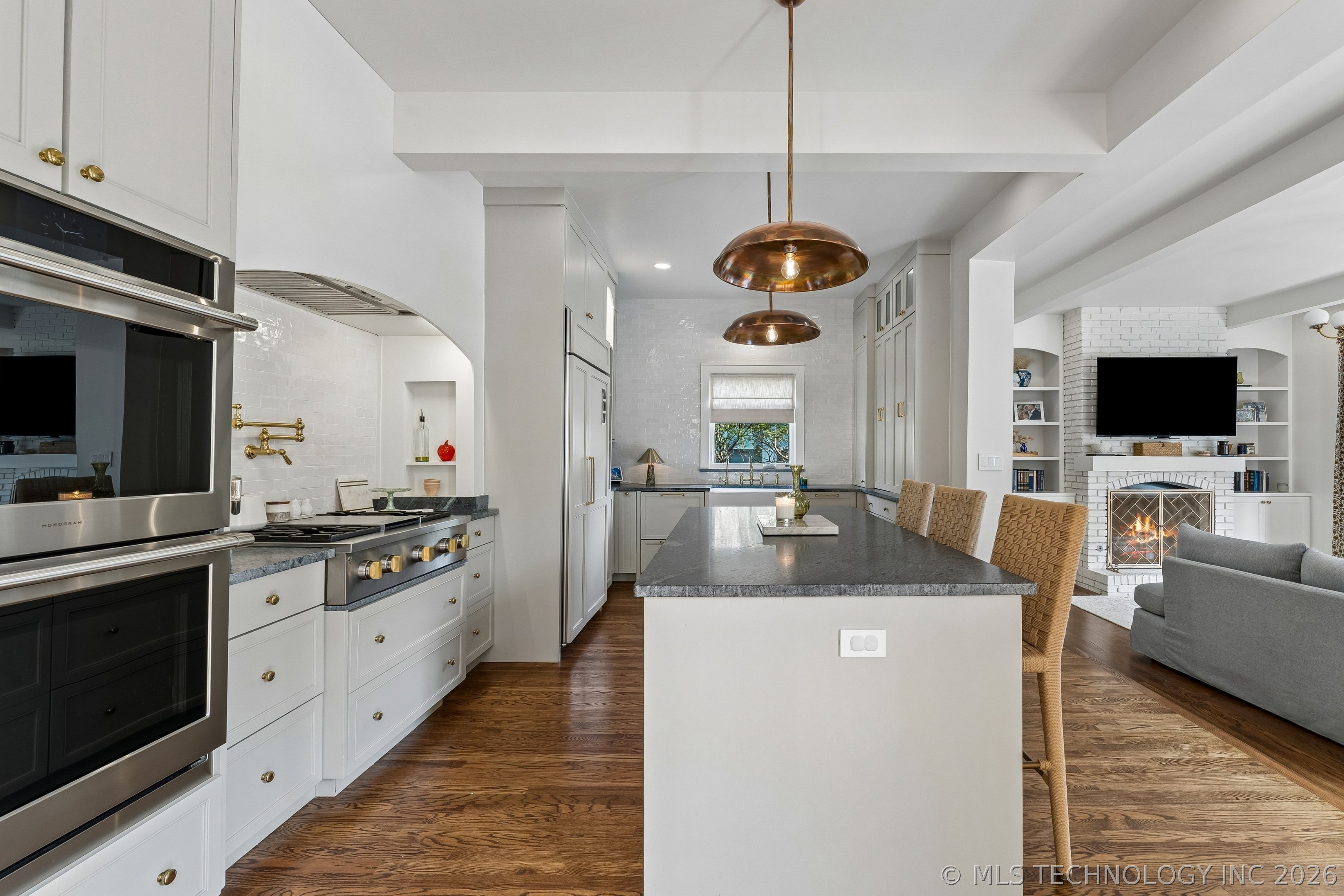 1715 S Madison Avenue Property Photo 15