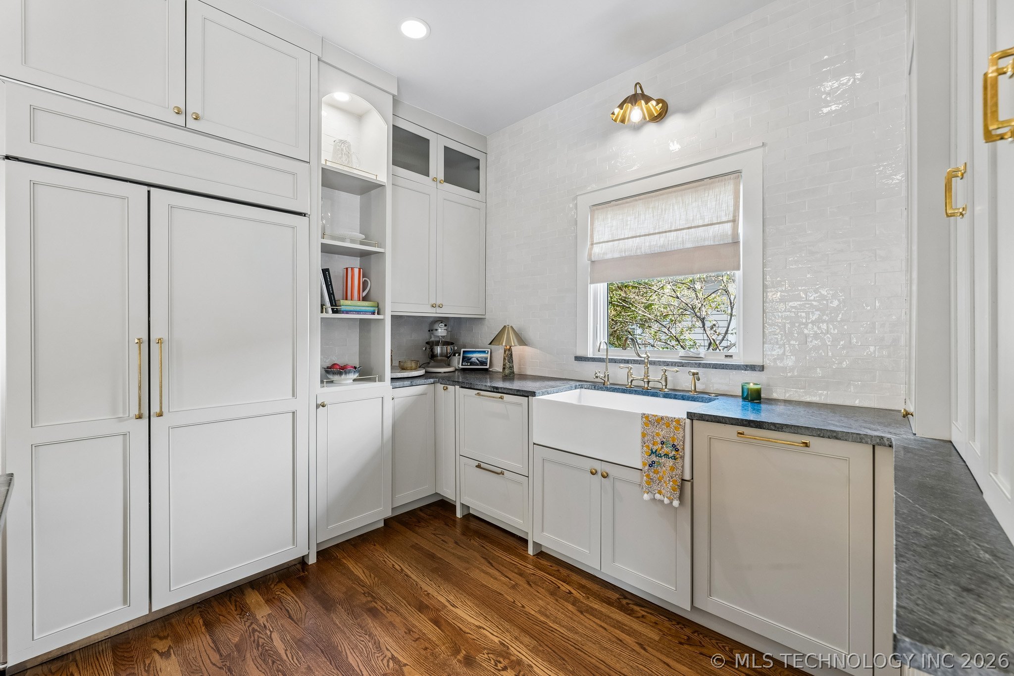 1715 S Madison Avenue Property Photo 19