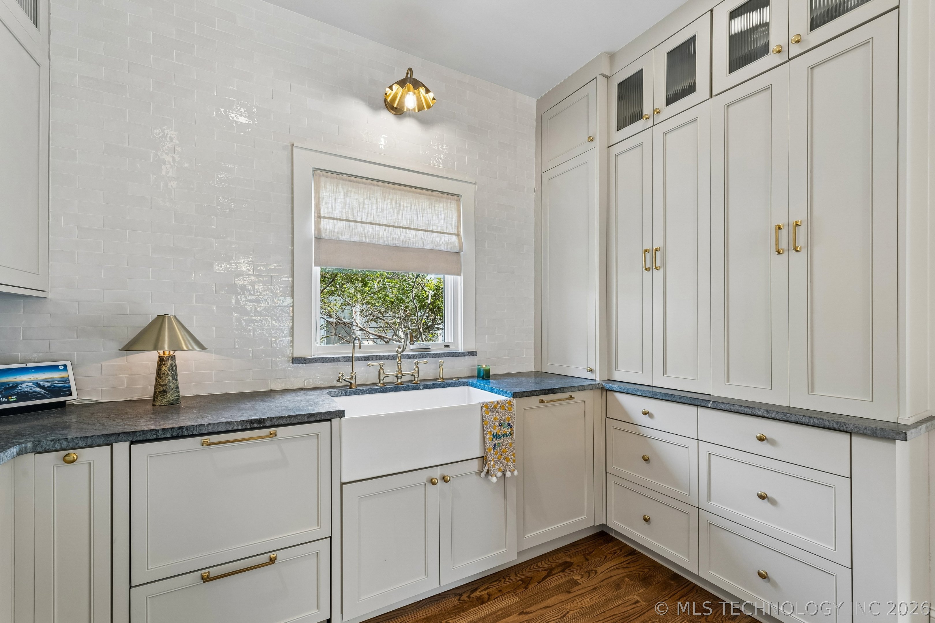 1715 S Madison Avenue Property Photo 20