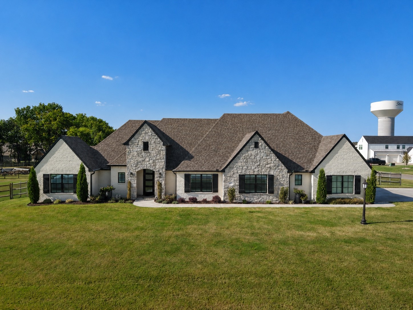 5876 N Meadows Ridge Road Property Photo 9