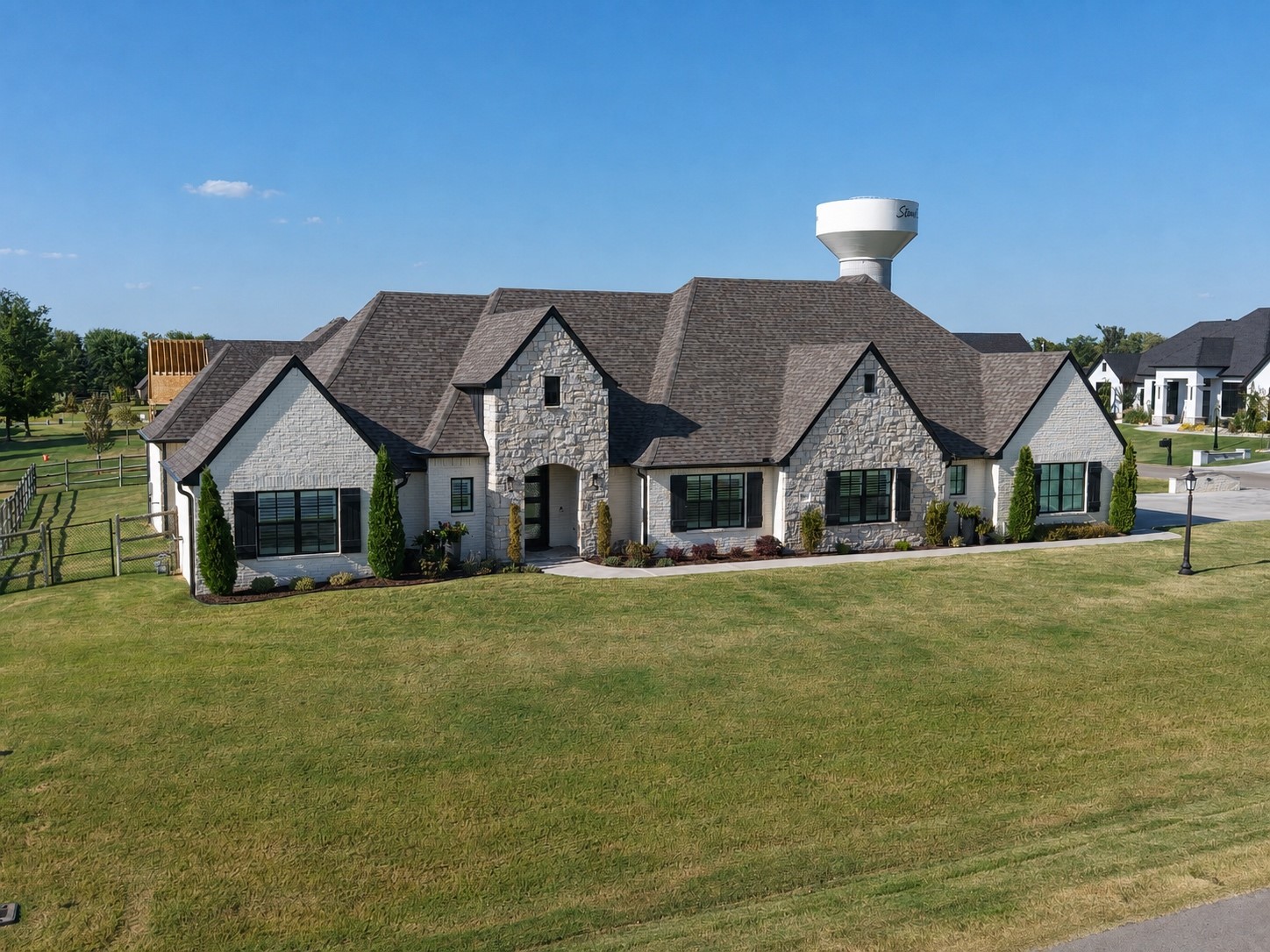 5876 N Meadows Ridge Road Property Photo 11