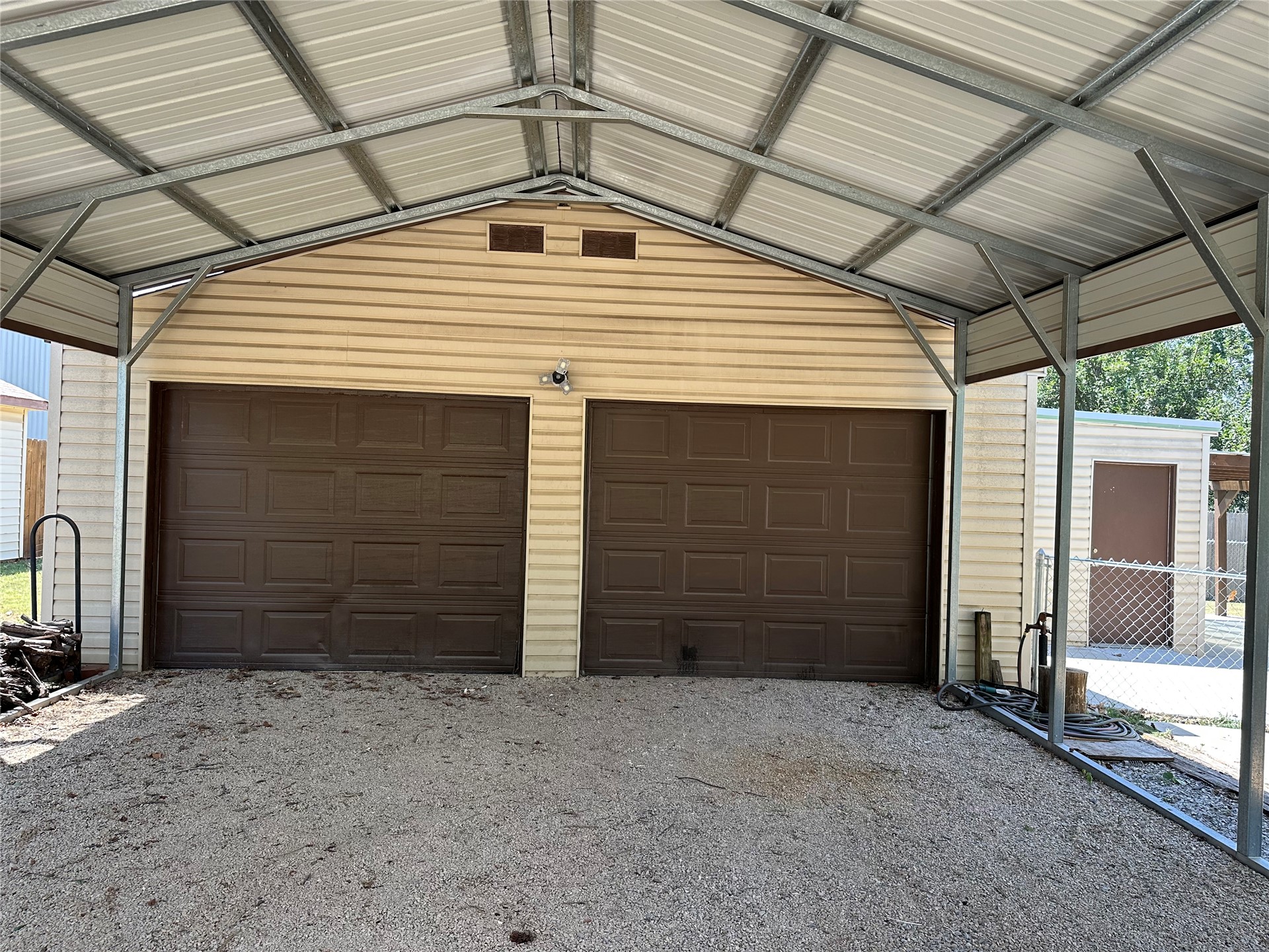 609 Terrace Place Property Photo 22