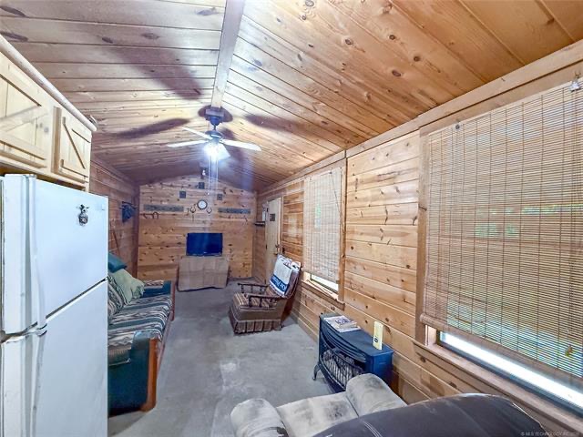 Javine Hill Road Property Photo 11