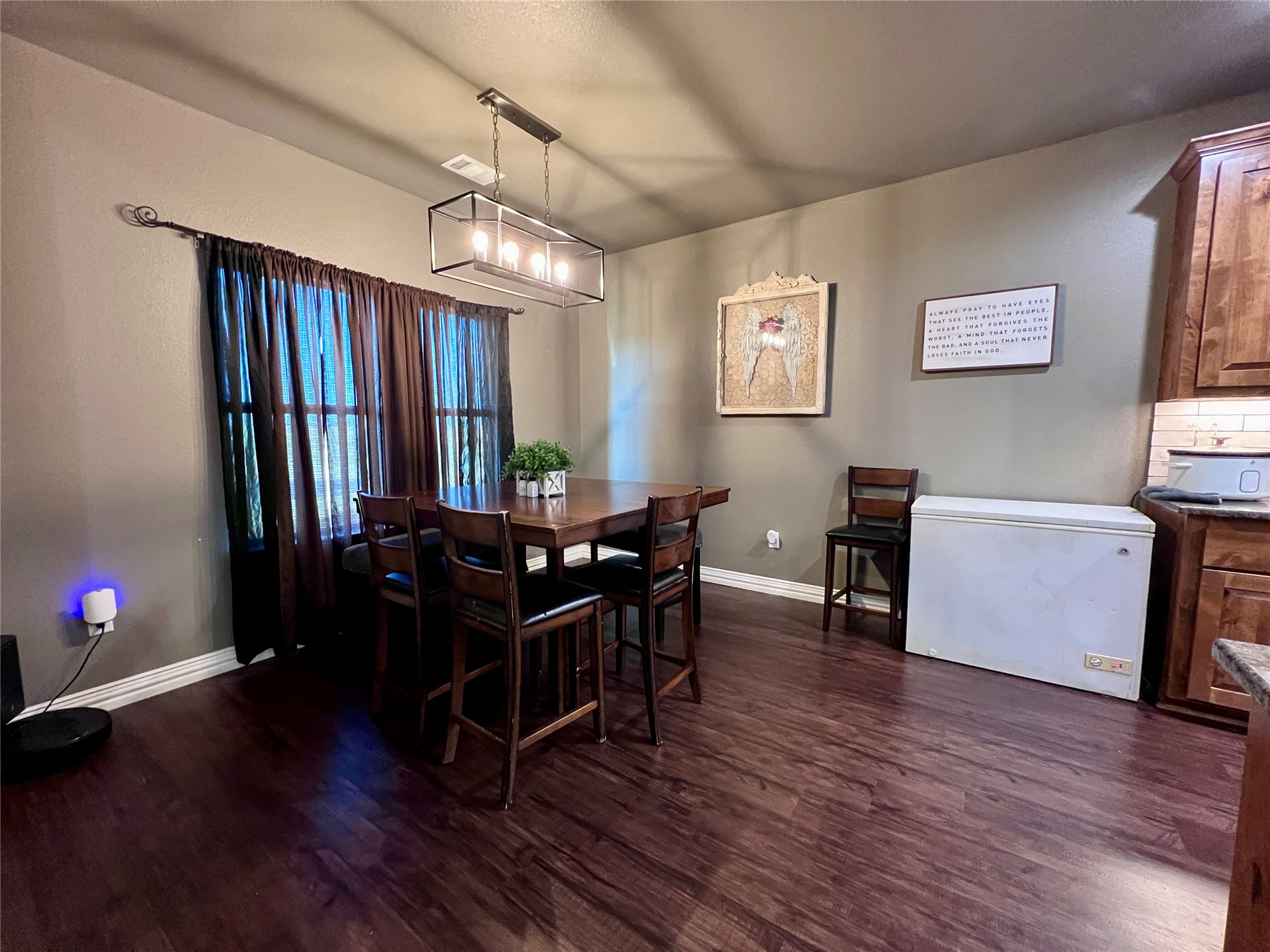 174 Crimson Property Photo 7