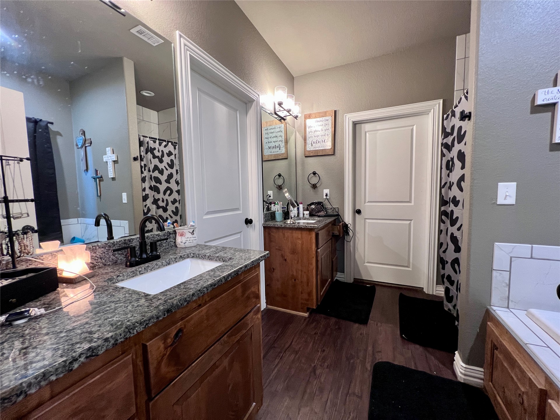 174 Crimson Property Photo 10
