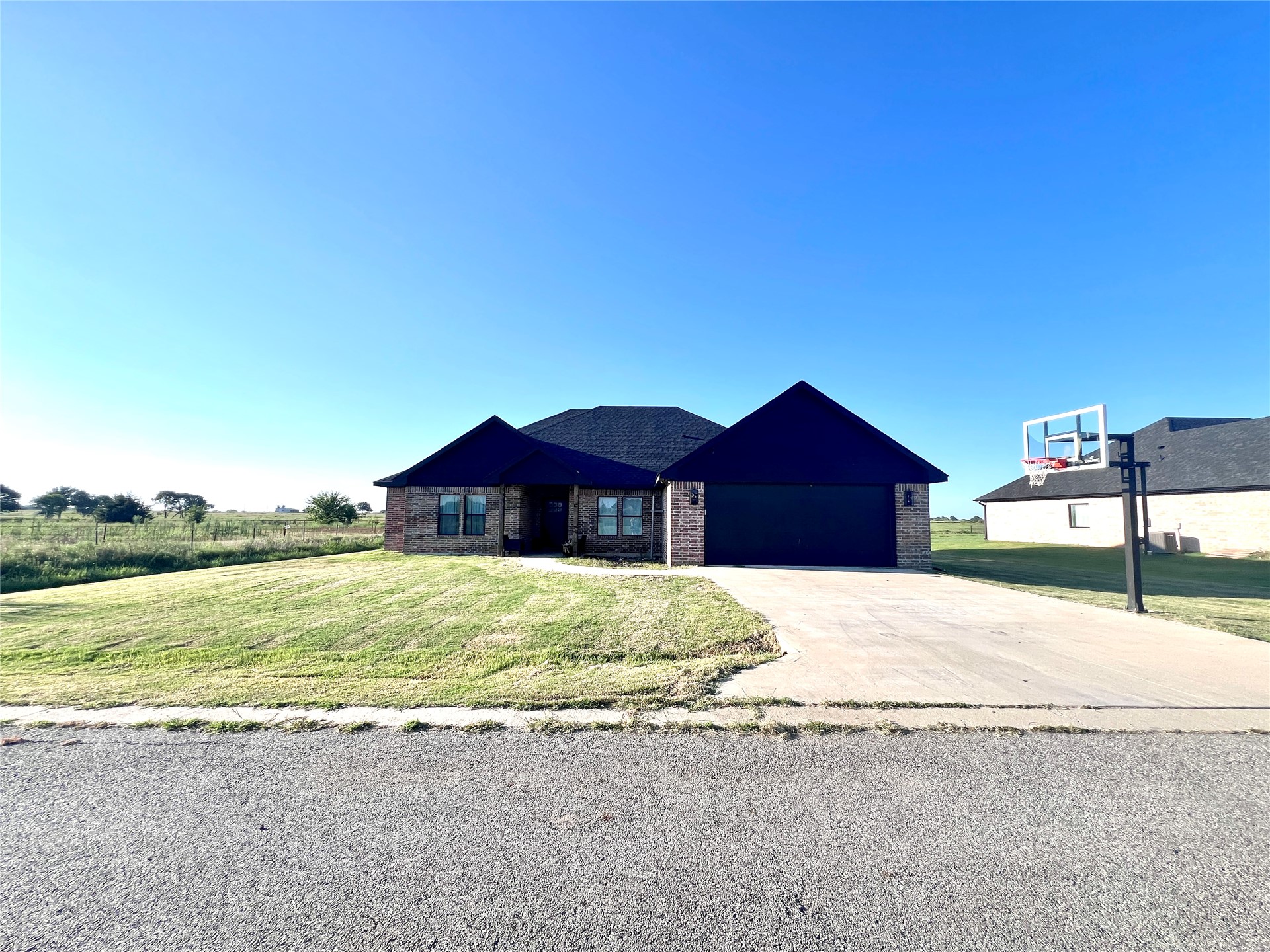 174 Crimson Property Photo 18