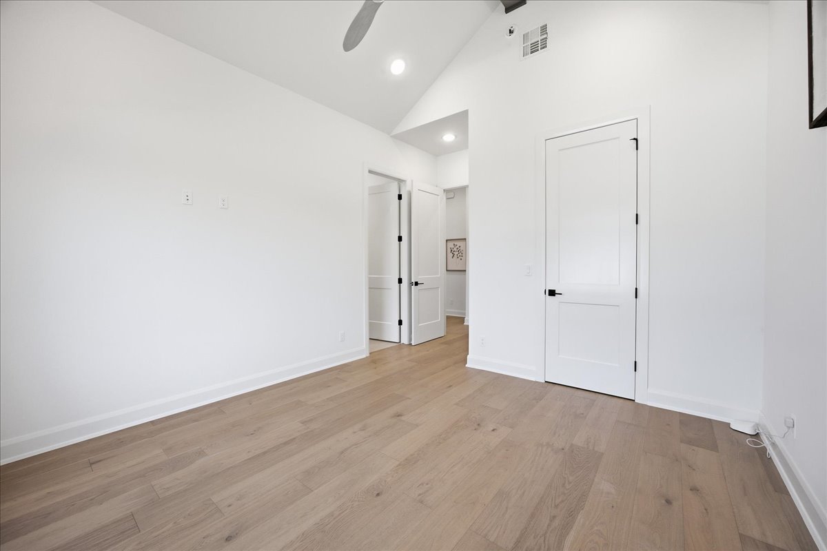 12041 S Vandalia Avenue E Property Photo 51